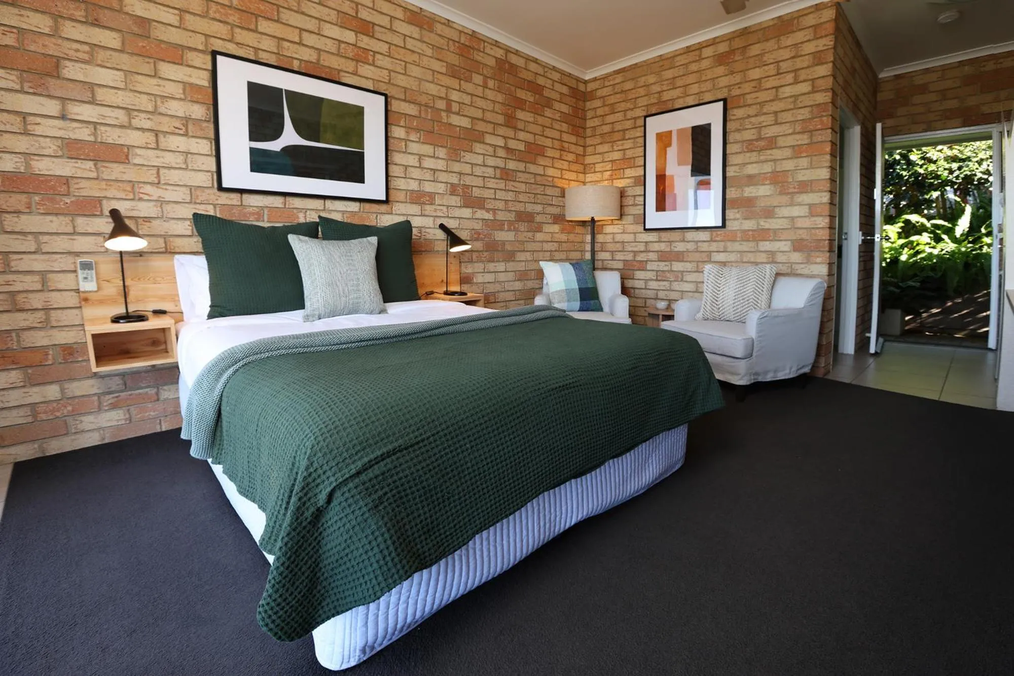 Bed in Maleny Views Motel