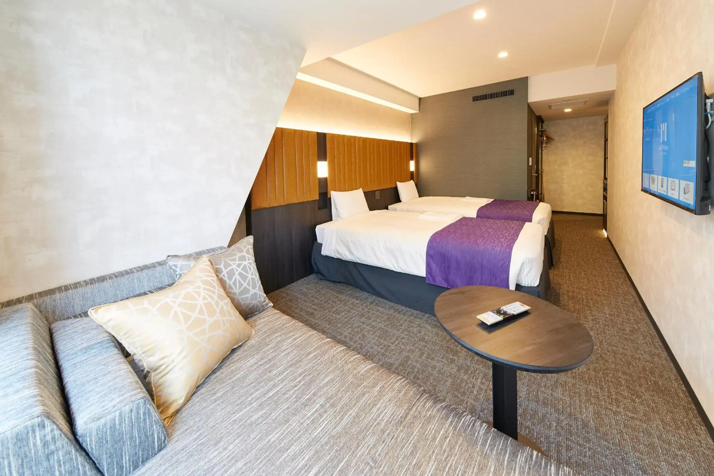 Bed in hotel MONday KYOTO MARUTAMACHI Bed in hotel MONday KYOTO MARUTAMACHI