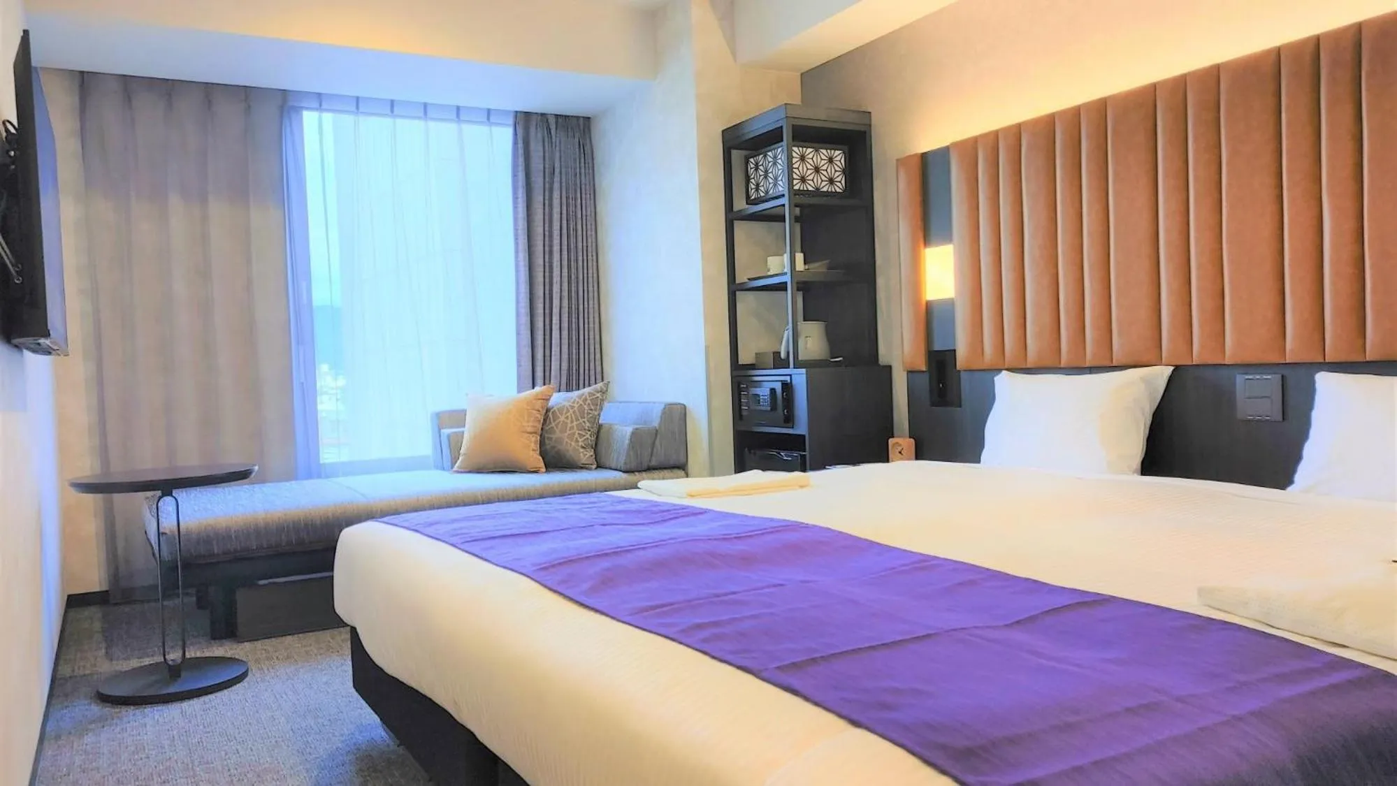 Bed in hotel MONday KYOTO MARUTAMACHI