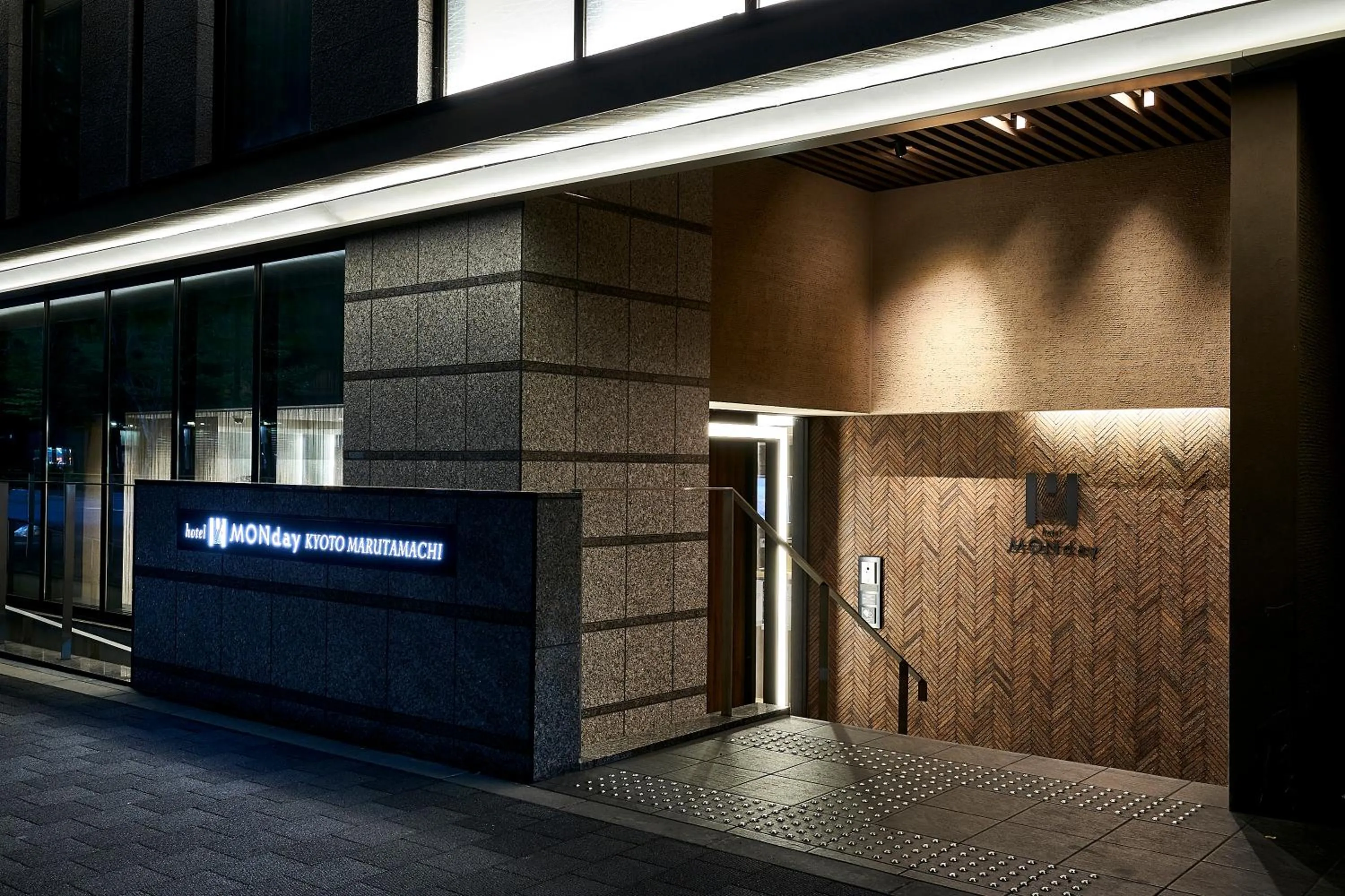 hotel MONday KYOTO MARUTAMACHI