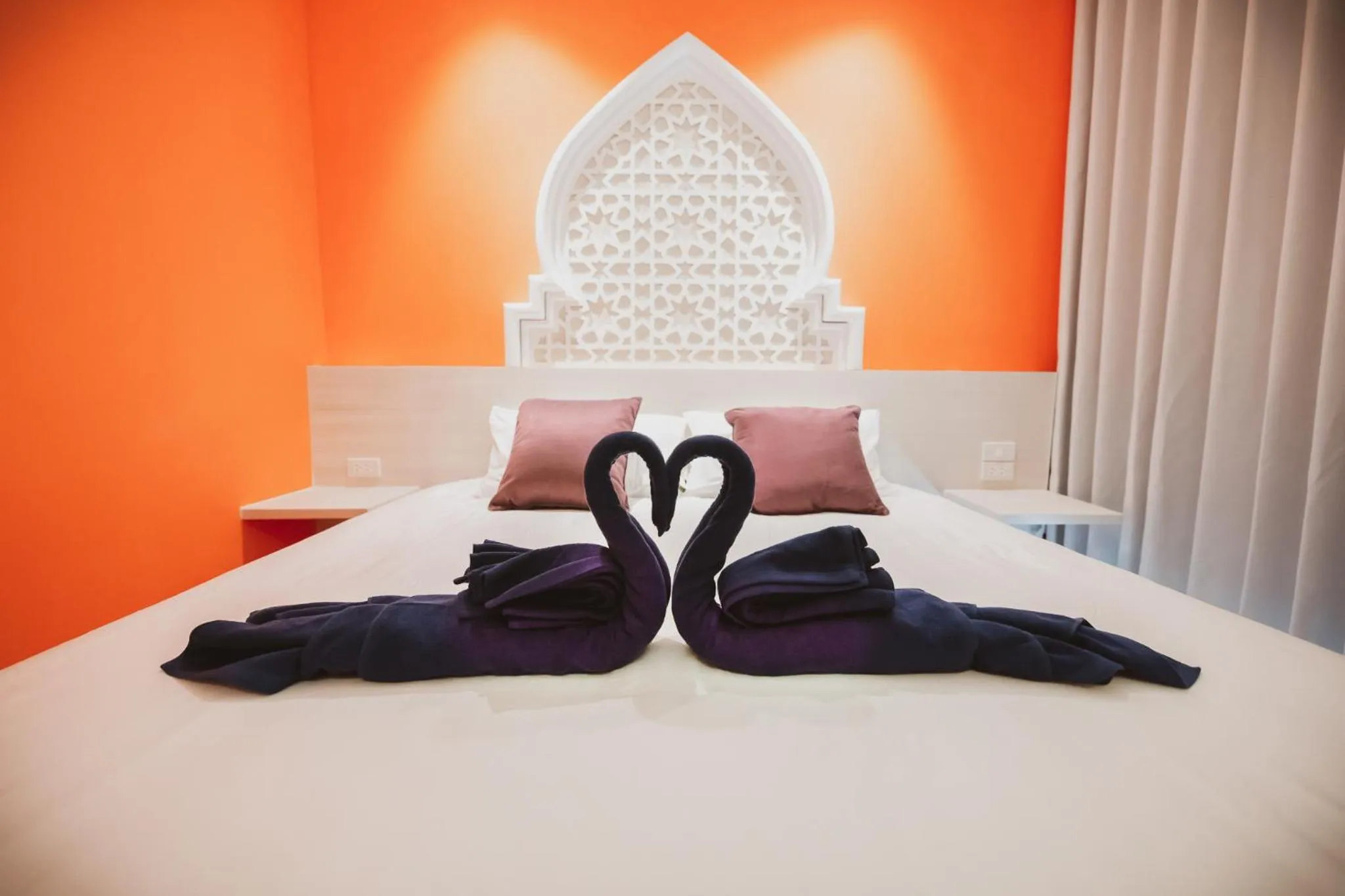 Bed in Le Maroc Hotel Patong