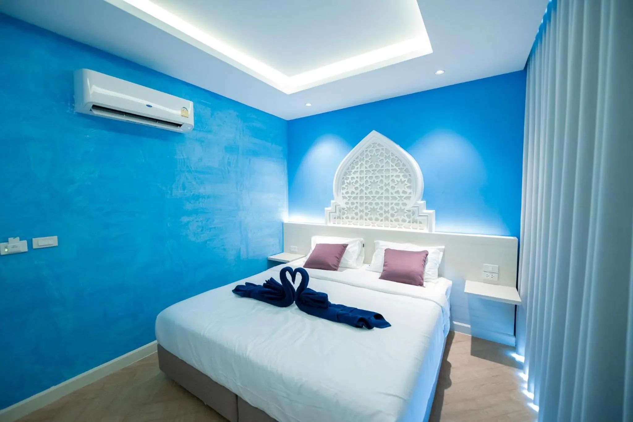 Bed in Le Maroc Hotel Patong