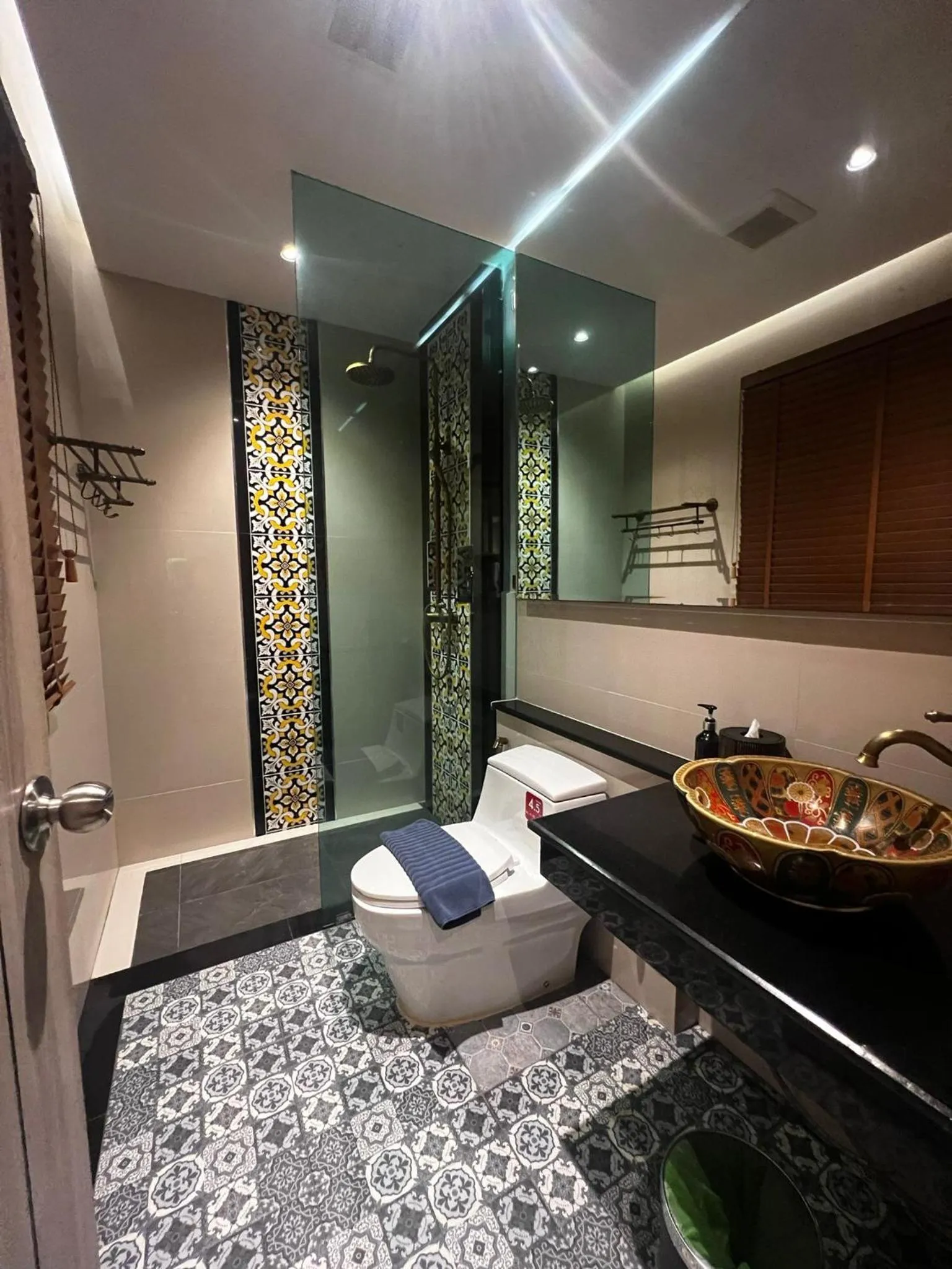 Bathroom in Le Maroc Hotel Patong