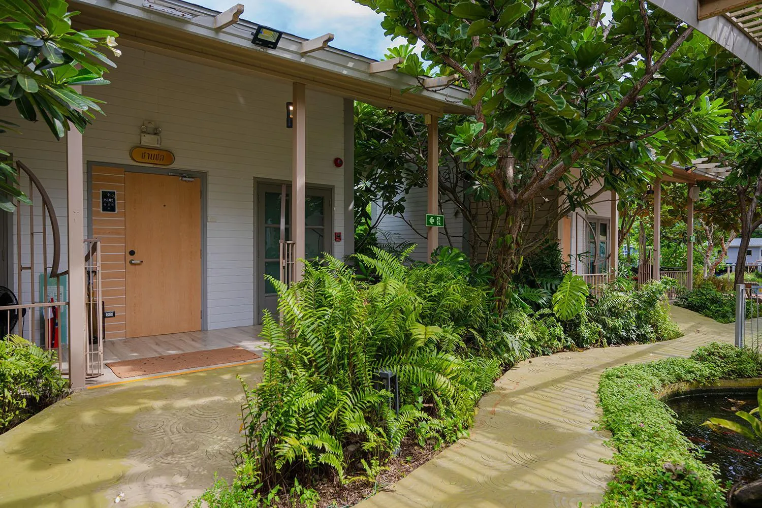 Property building in W1Bangkoknoi Hotel