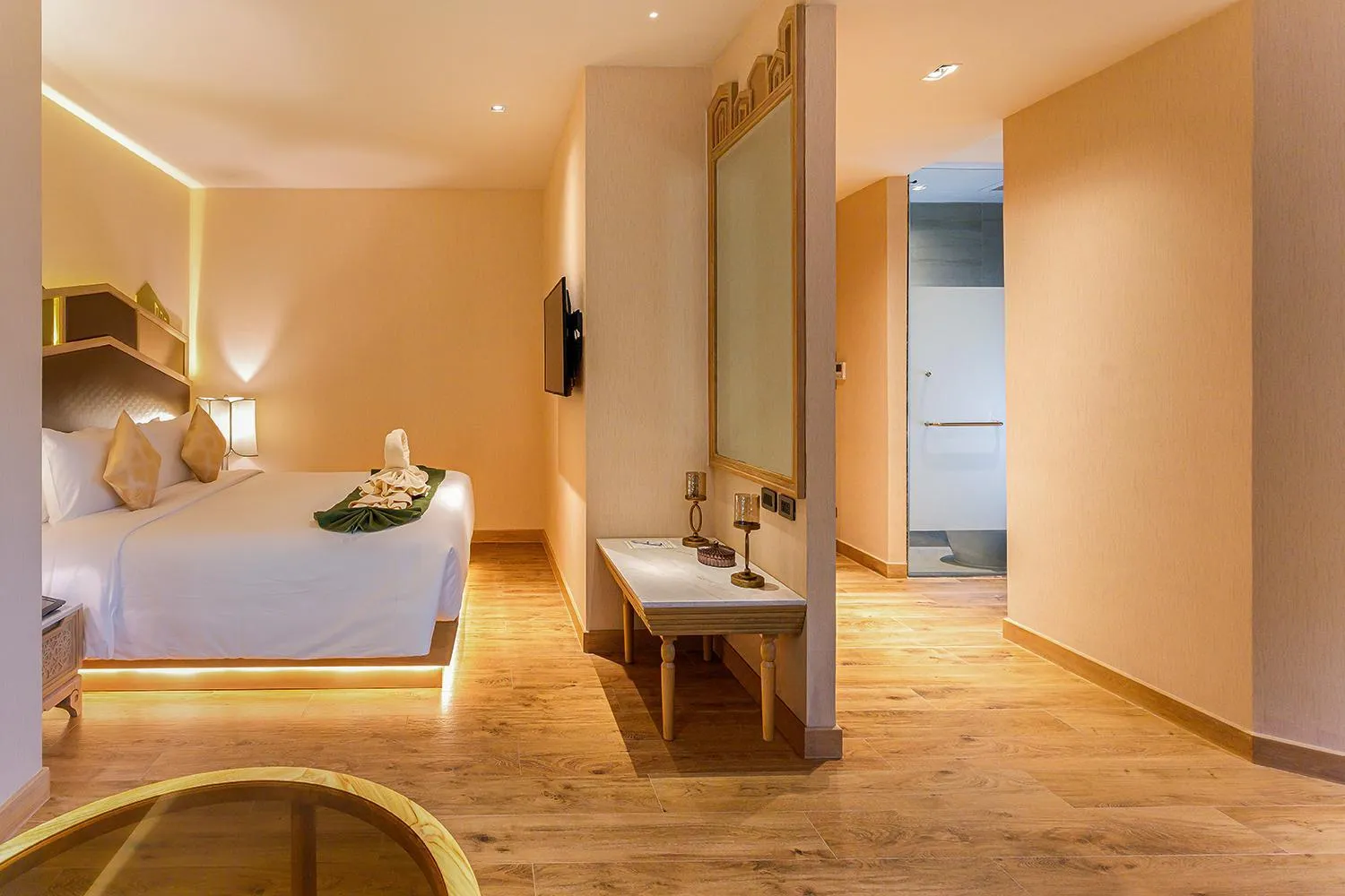 Photo of the whole room, Bed in W1Bangkoknoi Hotel