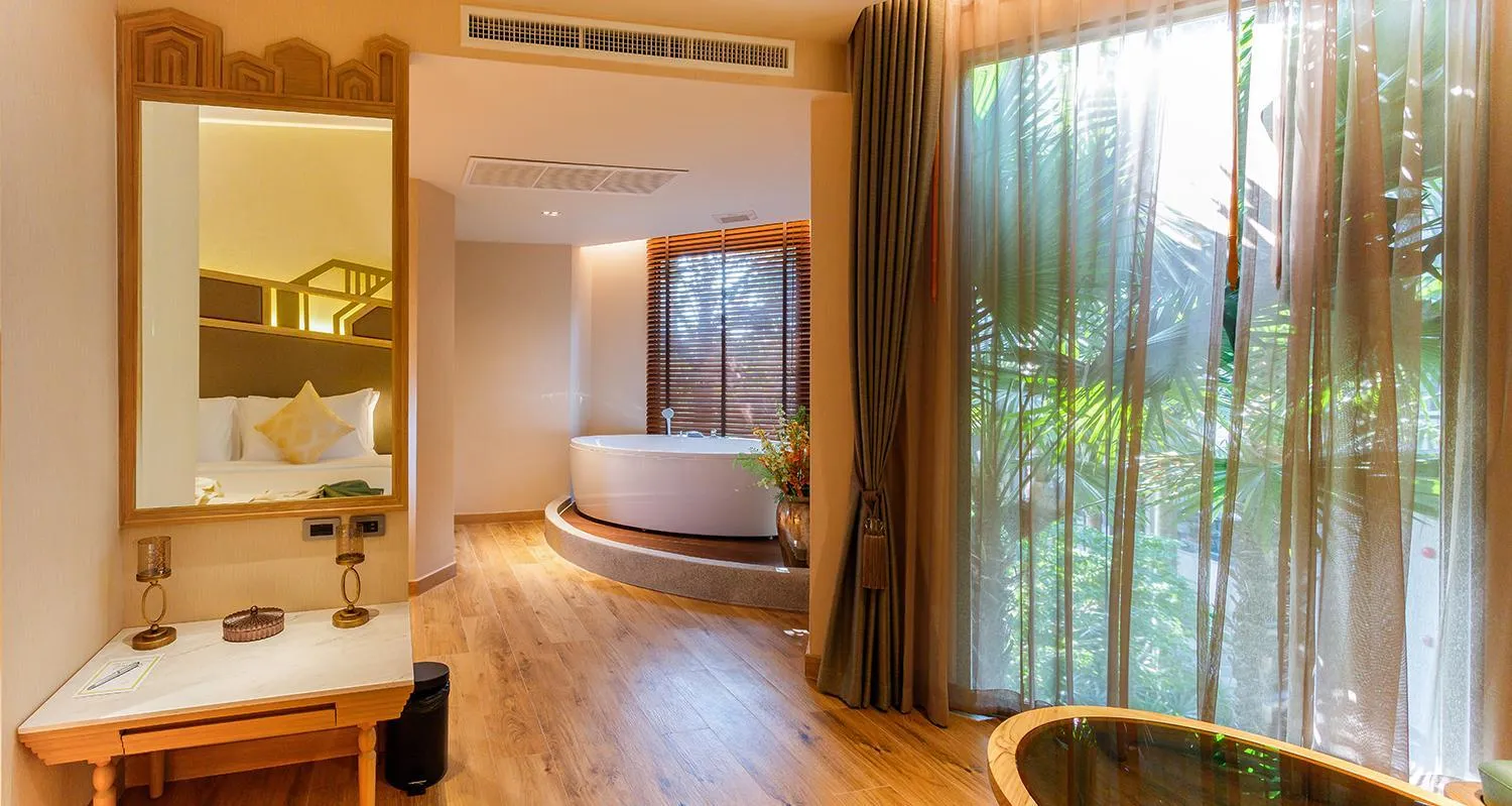 Bath, Bed in W1Bangkoknoi Hotel
