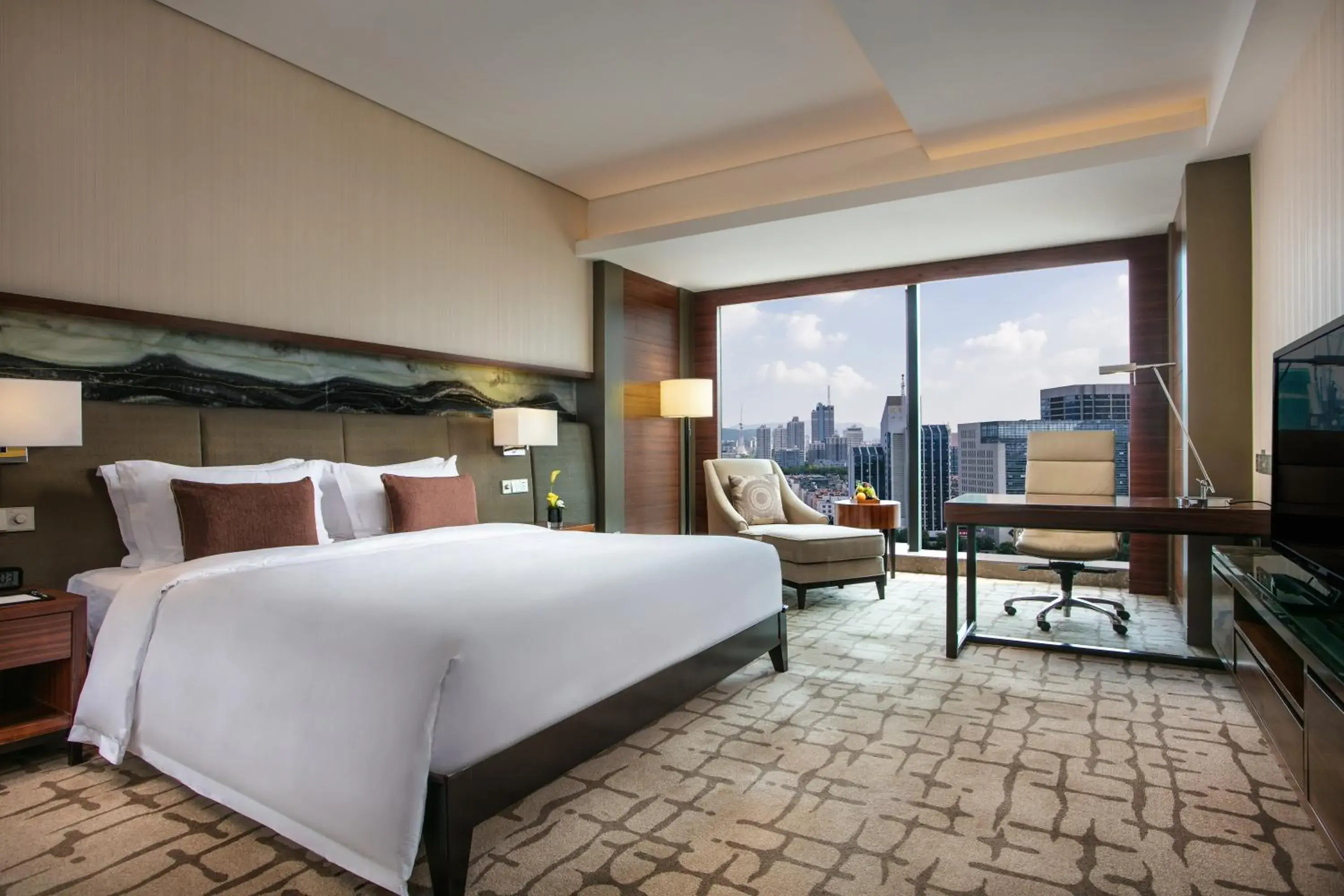 Bedroom, Bed in Intercontinental Jinan City Center by IHG Bedroom, Bed in Intercontinental Jinan City Center by IHG