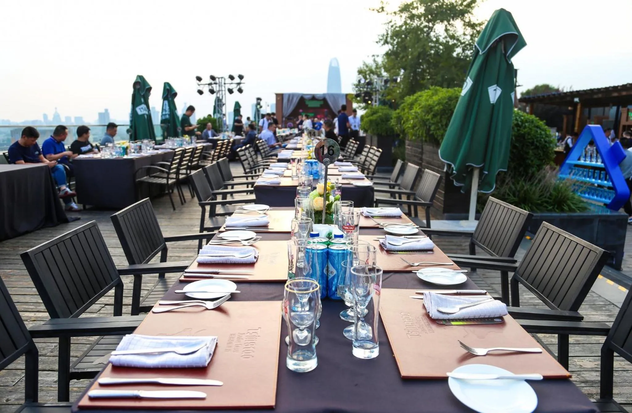 Lounge or bar in Intercontinental Jinan City Center by IHG