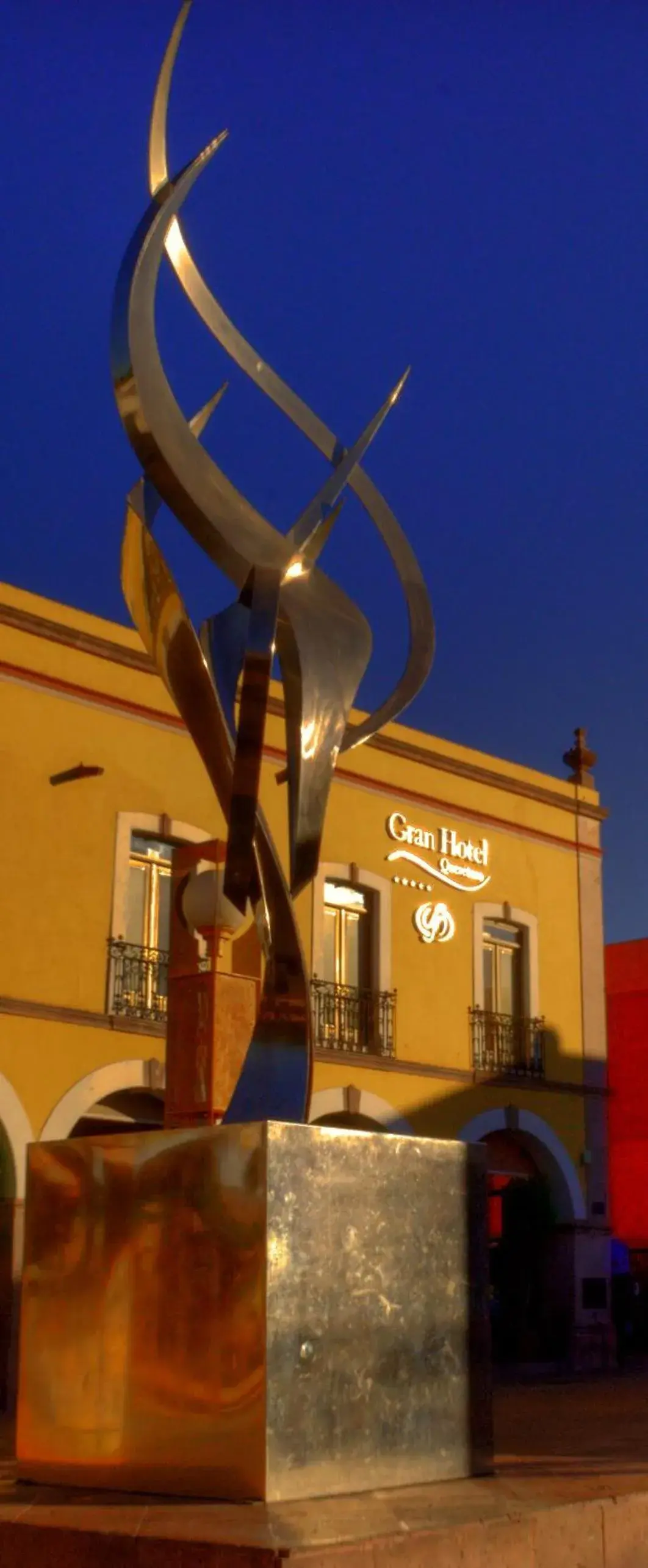 Facade/entrance in Gran Hotel de Querétaro Facade/entrance in Gran Hotel de Querétaro