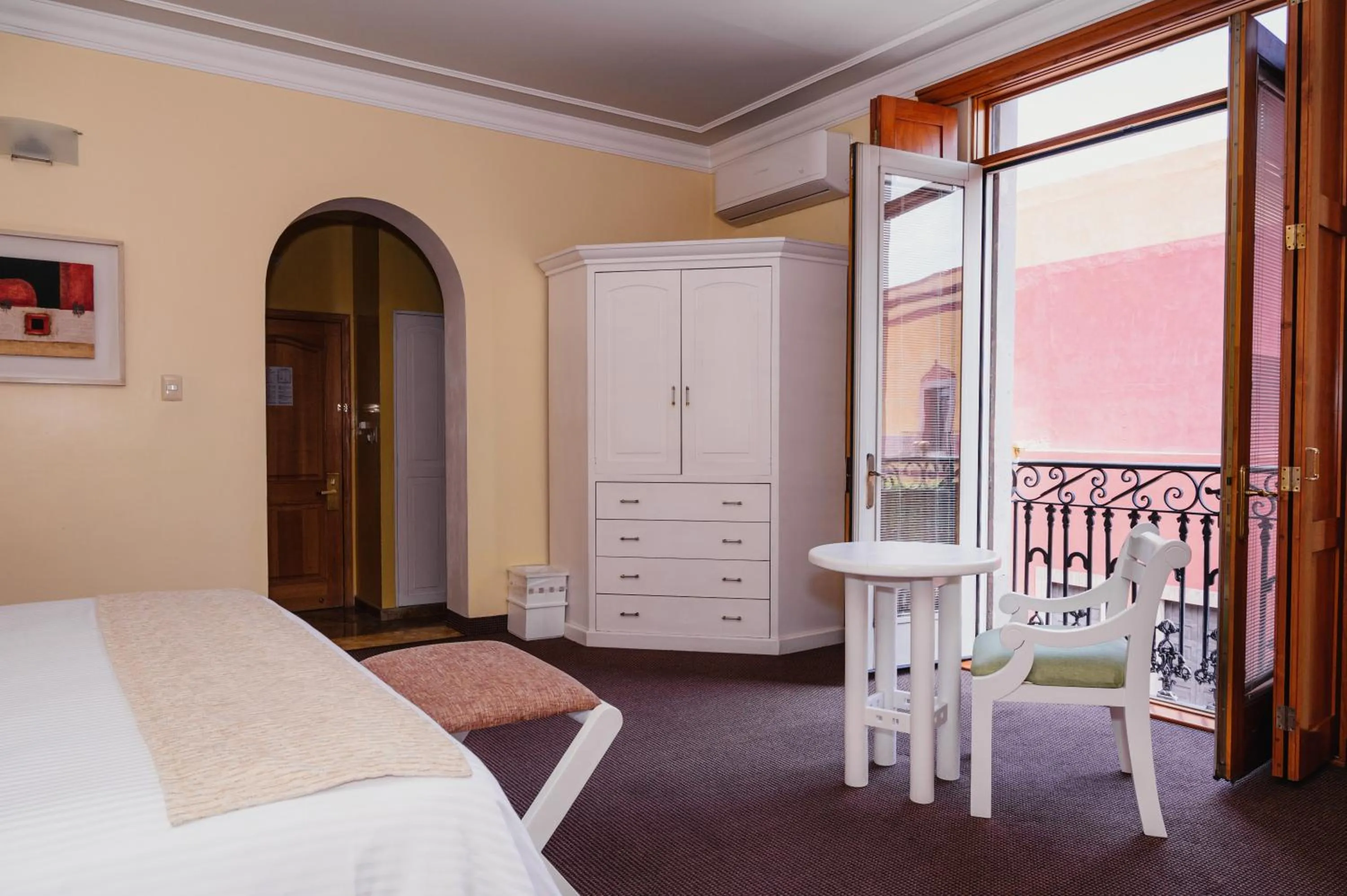 Bedroom, Bed in Gran Hotel de Querétaro