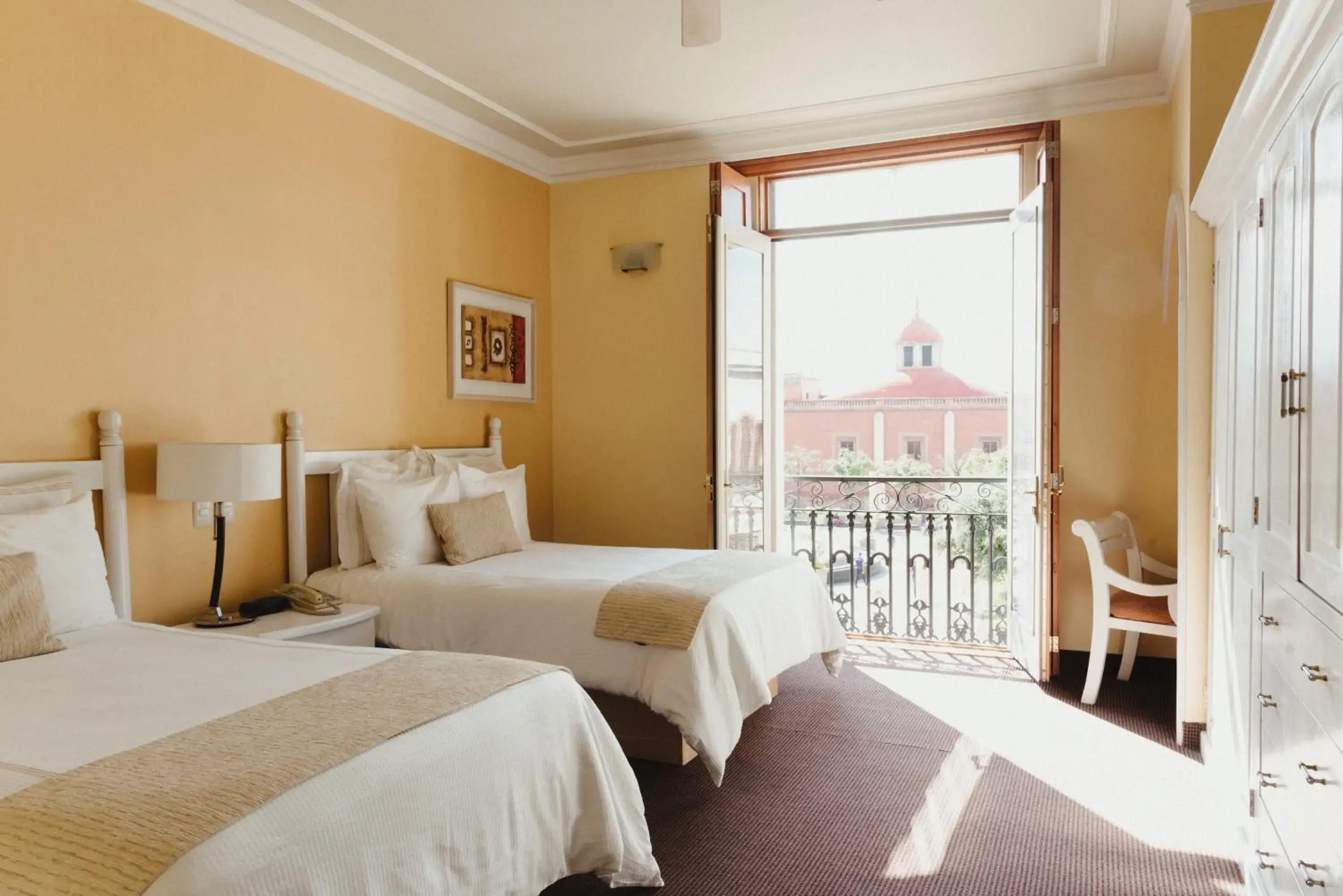 Superior Twin Room with City View in Gran Hotel de Querétaro Superior Twin Room with City View in Gran Hotel de Querétaro