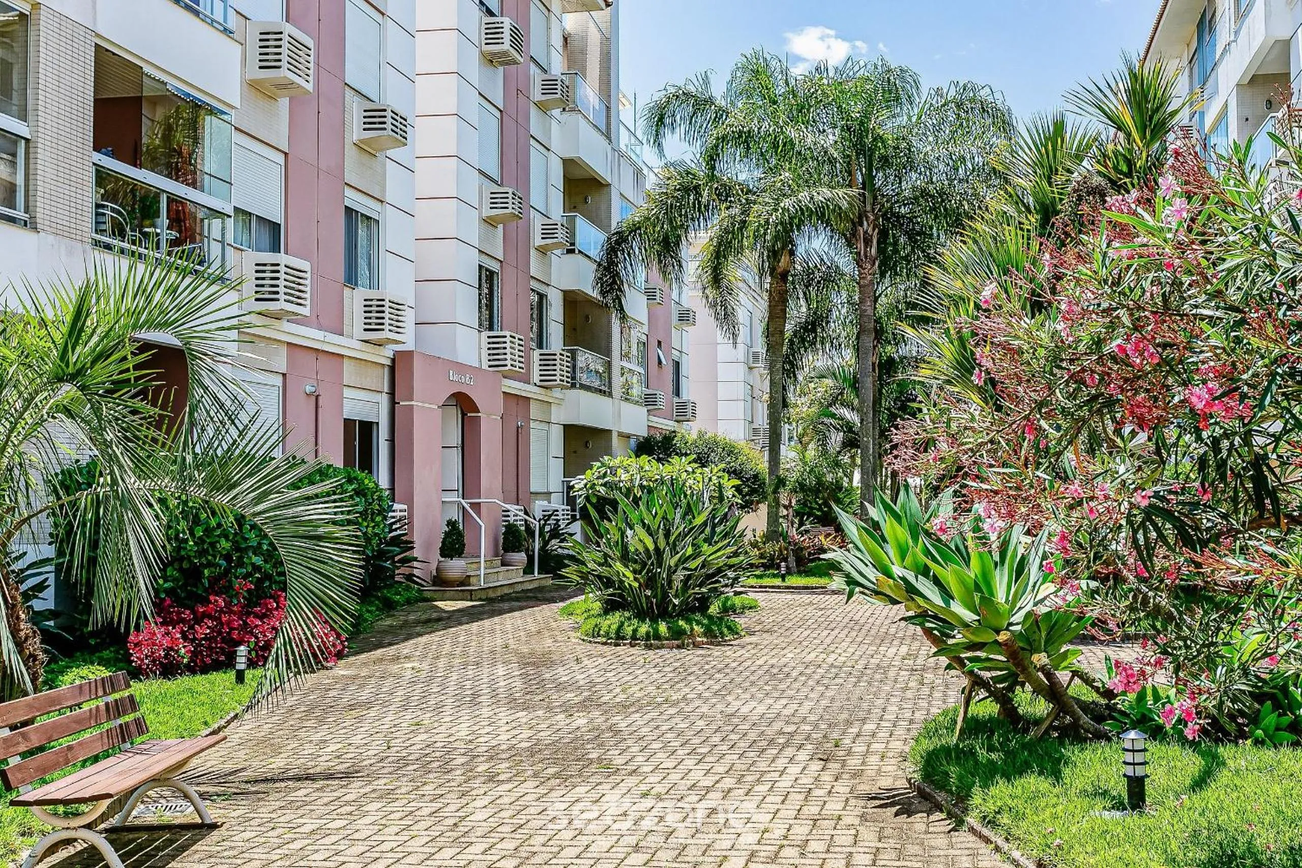 RVG- Beautiful apartments block sea in Floripa