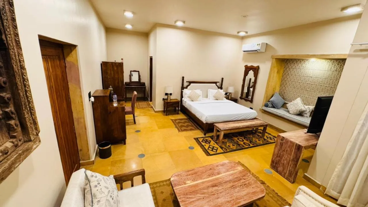 Bed in Hotel Grand Khalifa