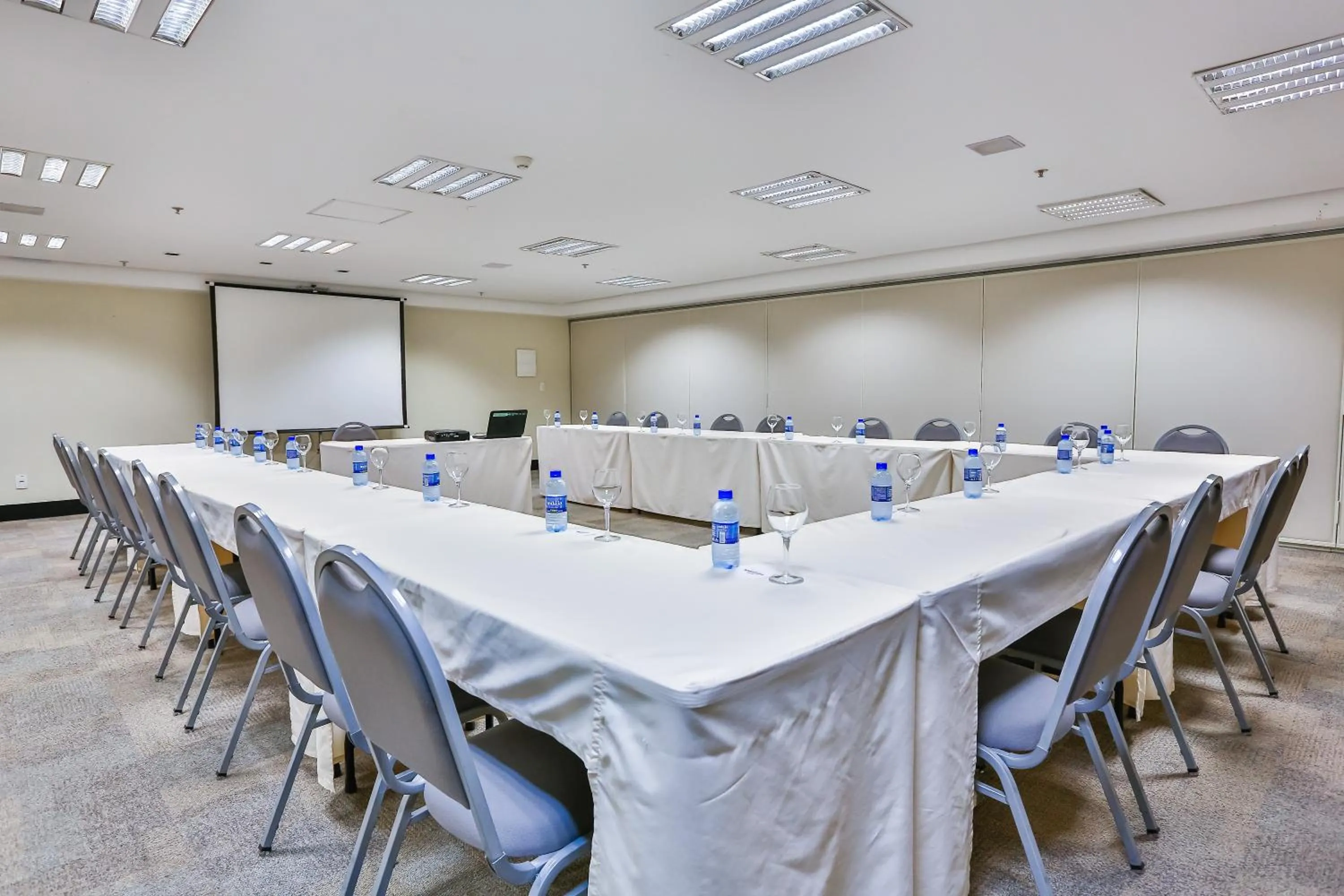 Meeting/conference room in Oft Alfre hotels - Goiânia
