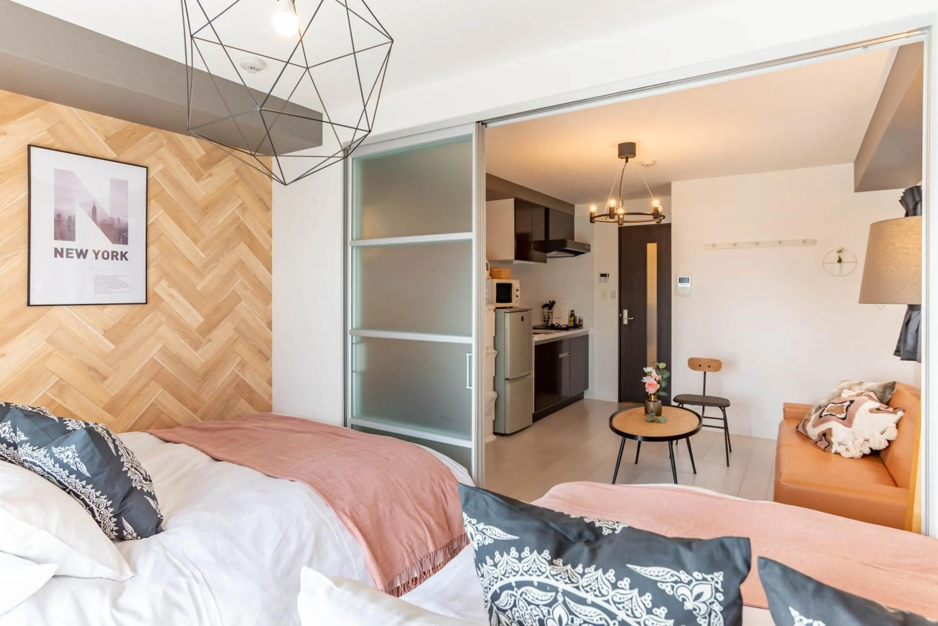 Bedroom, Bed in Bijou Suites Bloom