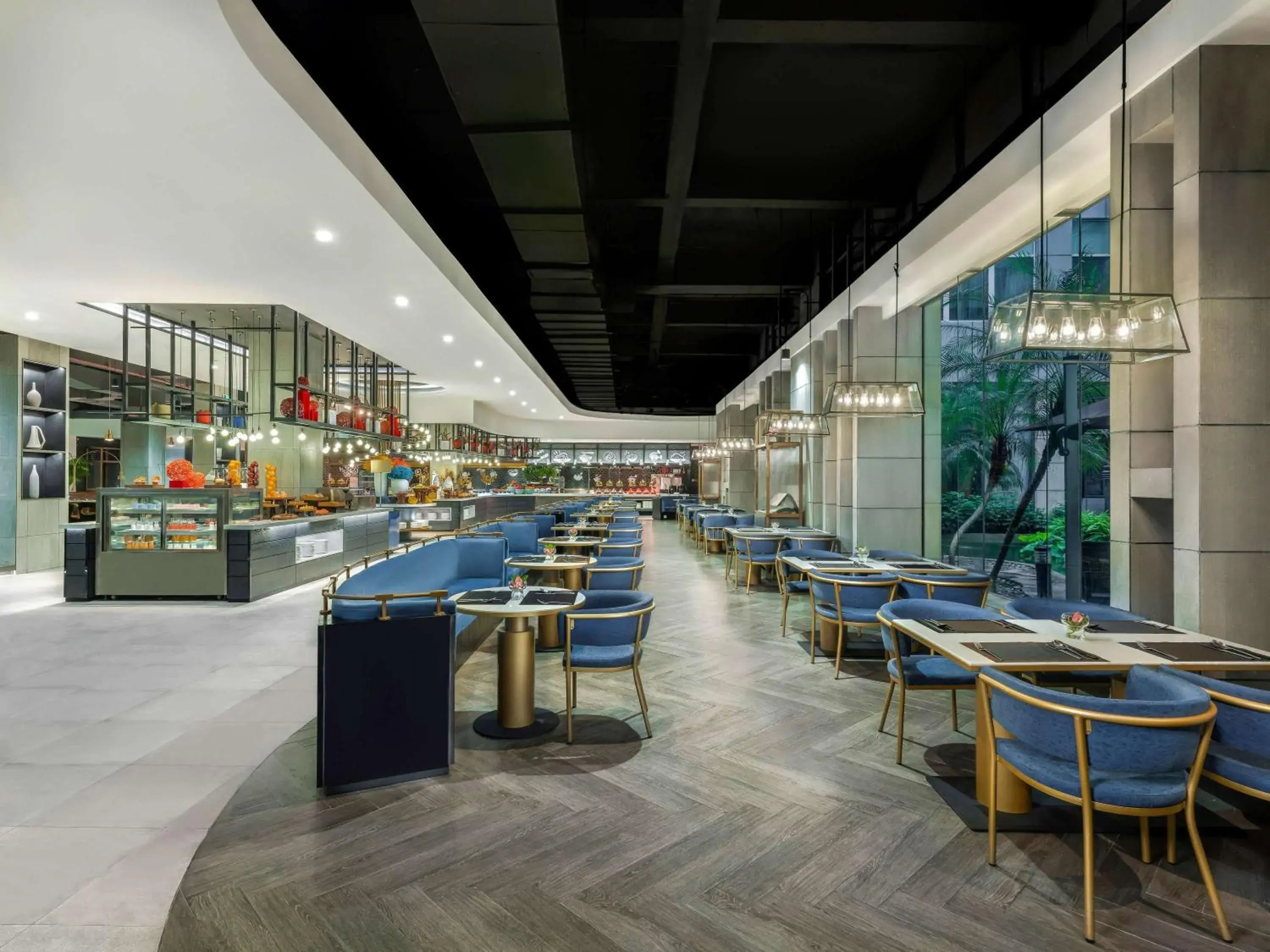 Restaurant/places to eat in Pullman Guangzhou Baiyun Airport - Free Shuttle Bus & Official Registration Agency during Canton Fair Restaurant/places to eat in Pullman Guangzhou Baiyun Airport - Free Shuttle Bus & Official Registration Agency during Canton Fair