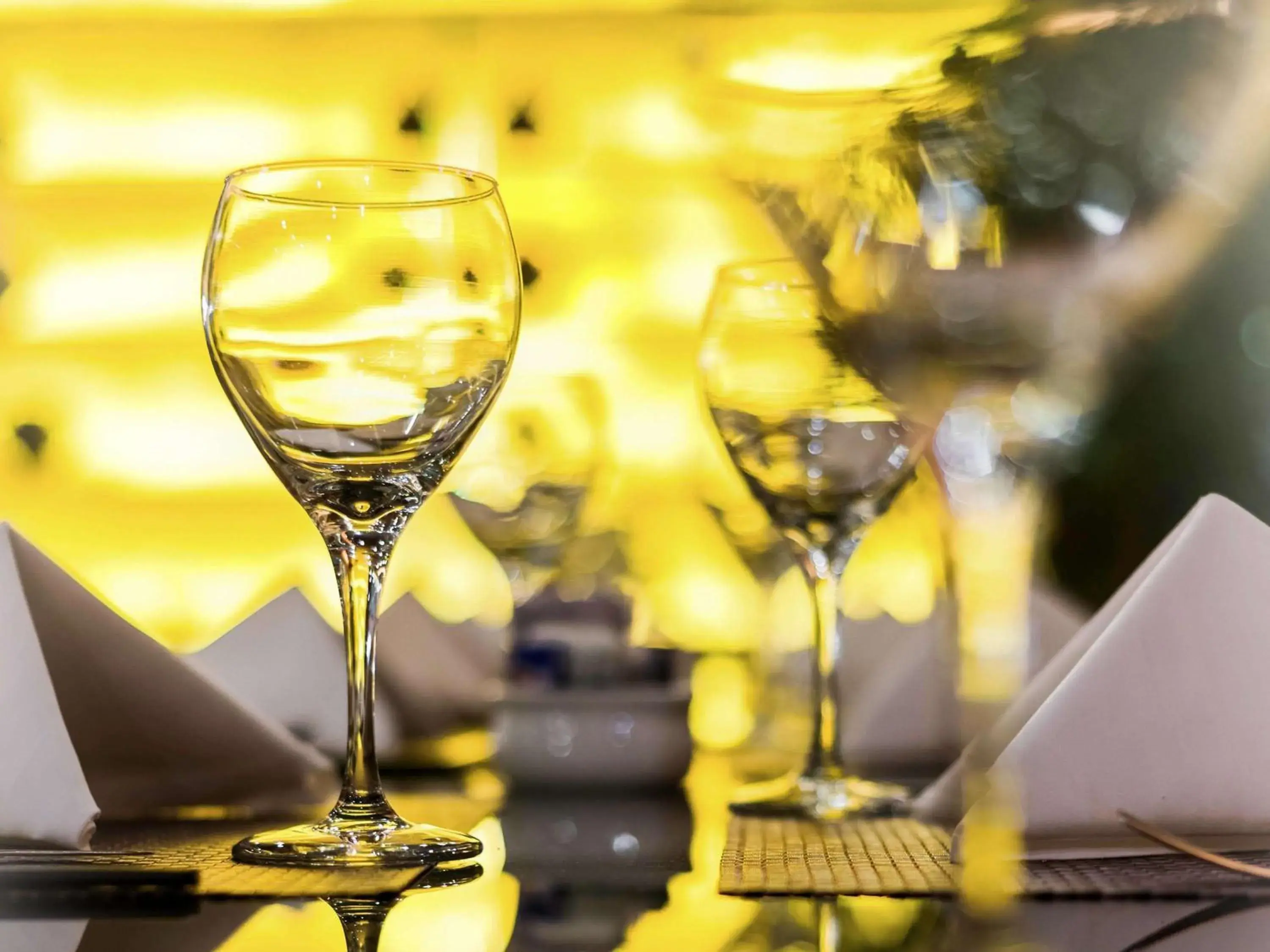 Restaurant/places to eat in Pullman Guangzhou Baiyun Airport - Free Shuttle Bus & Official Registration Agency during Canton Fair Restaurant/places to eat in Pullman Guangzhou Baiyun Airport - Free Shuttle Bus & Official Registration Agency during Canton Fair