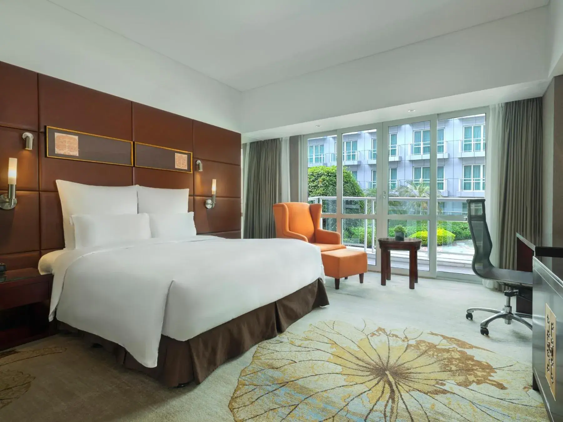 Bedroom, Bed in Pullman Guangzhou Baiyun Airport - Free Shuttle Bus & Official Registration Agency during Canton Fair Bedroom, Bed in Pullman Guangzhou Baiyun Airport - Free Shuttle Bus & Official Registration Agency during Canton Fair