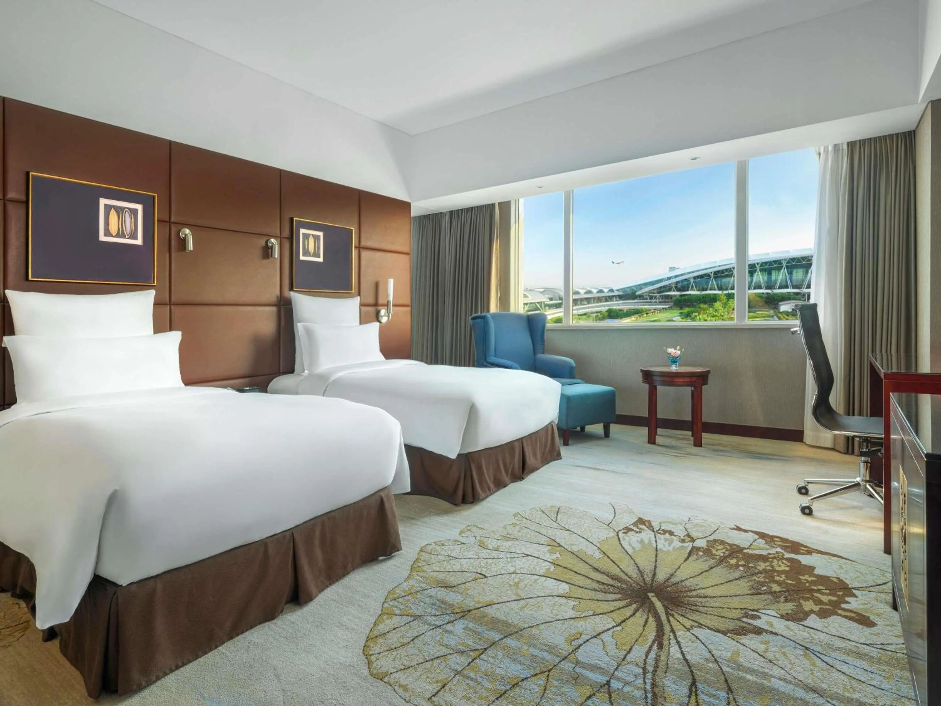 Bedroom, Bed in Pullman Guangzhou Baiyun Airport - Free Shuttle Bus & Official Registration Agency during Canton Fair