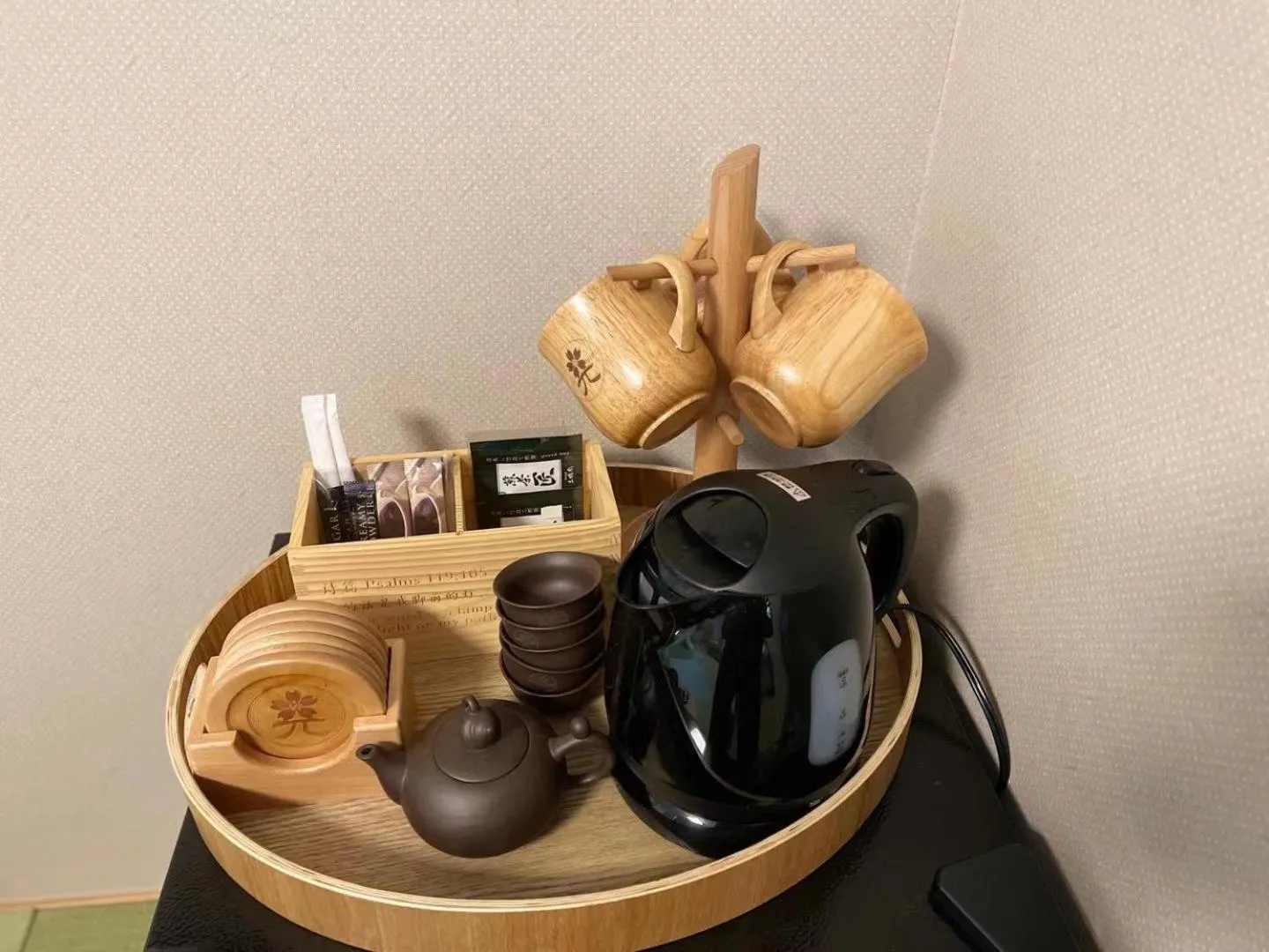 Coffee/tea facilities in 灯光旅館 Light hotel