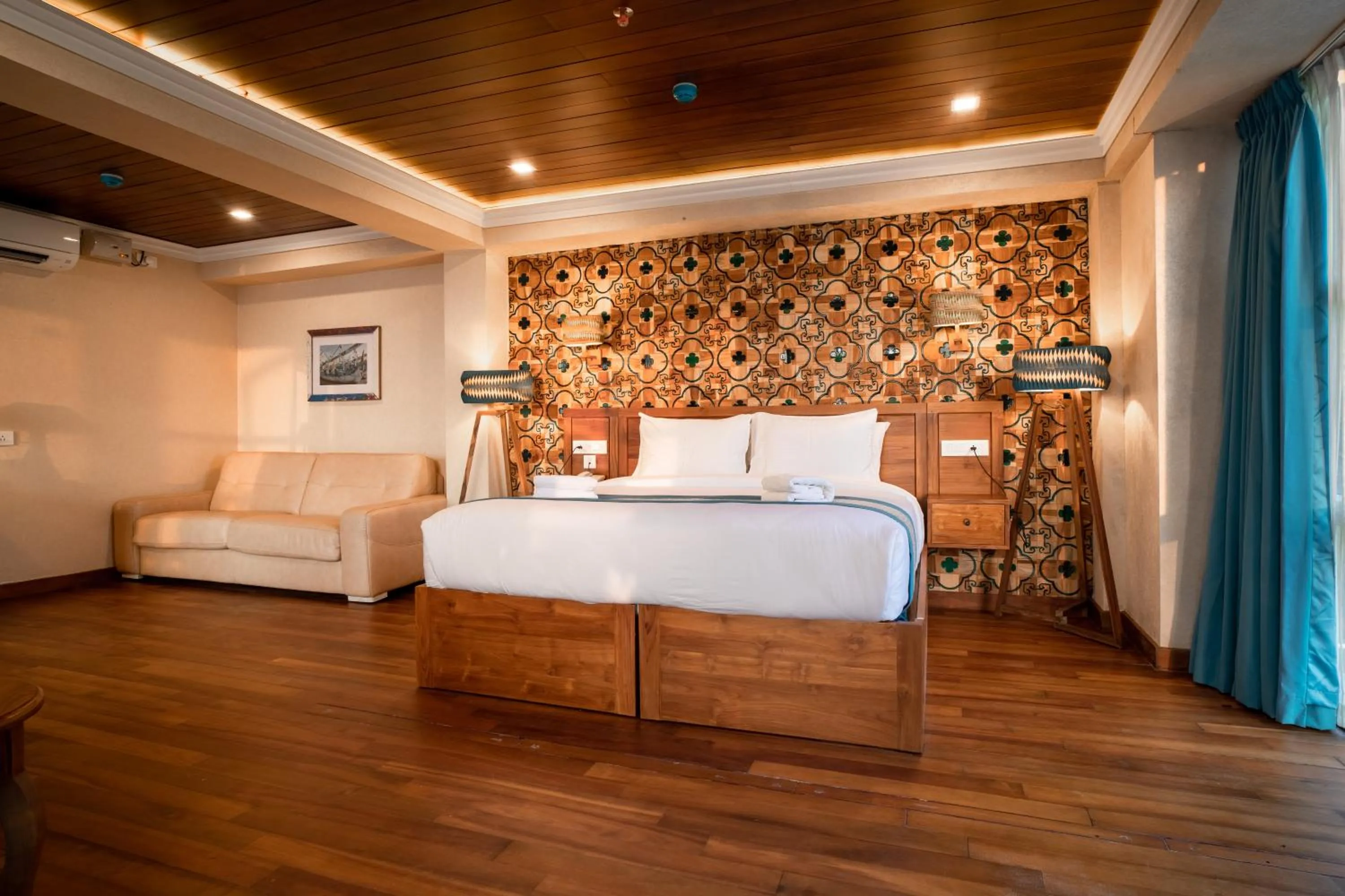 Bed in State Beach Resort And Spa