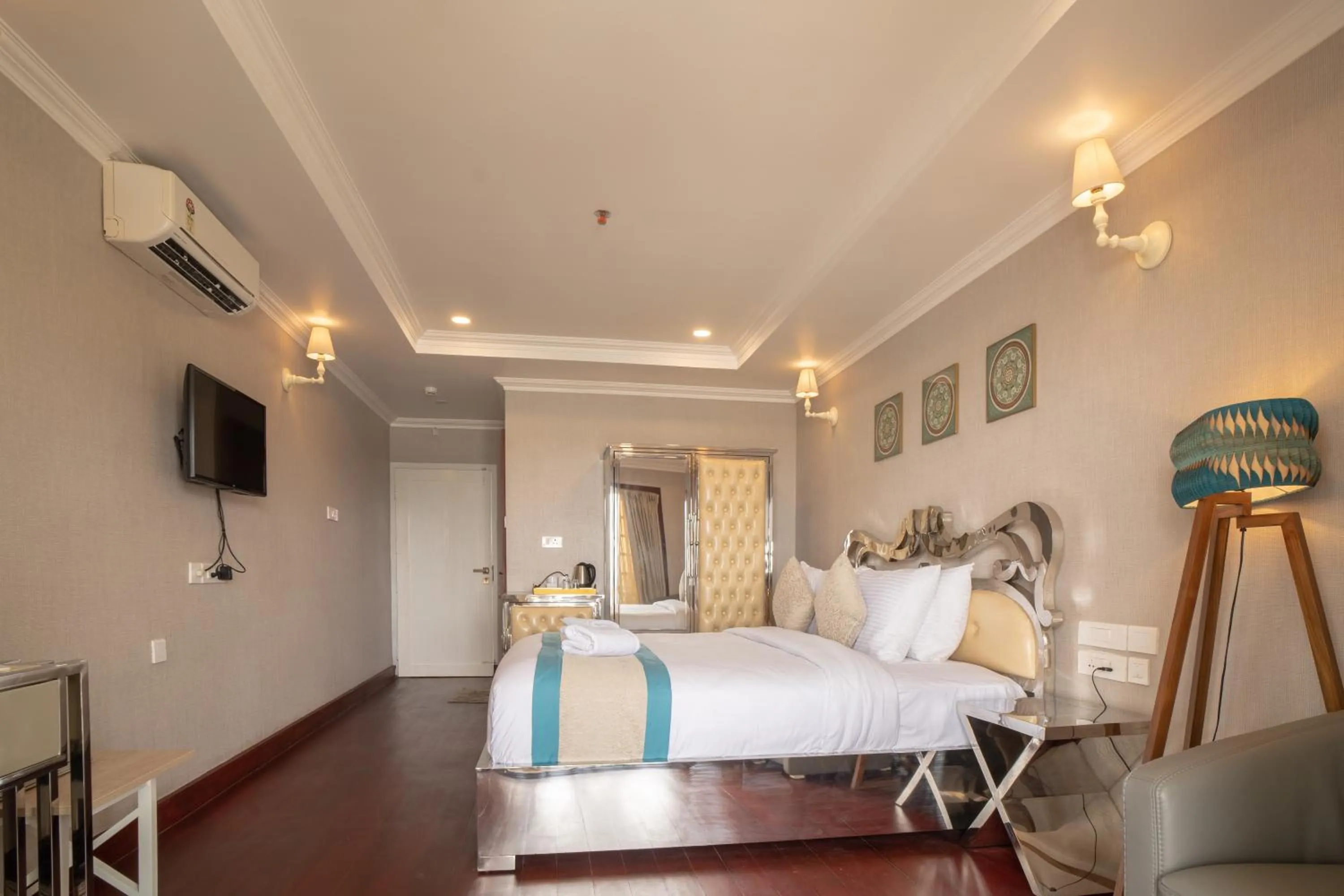 Photo of the whole room, Bed in State Beach Resort And Spa