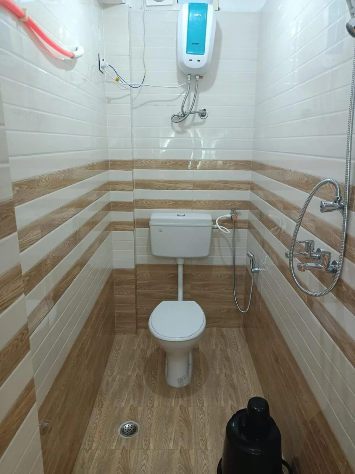 Bathroom in Hotel HCB (Hemo Chandra Bhawan)