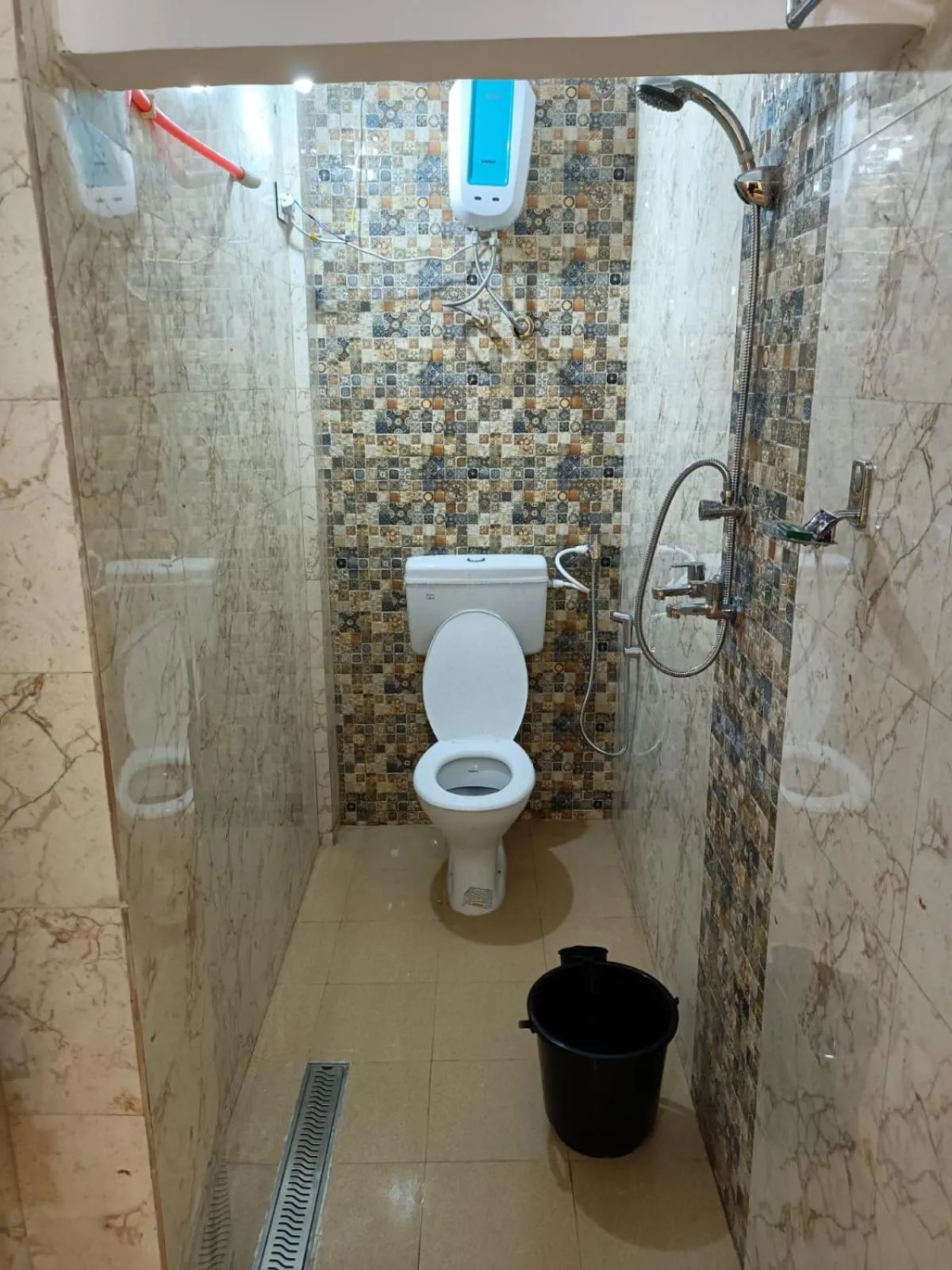 Bathroom in Hotel HCB (Hemo Chandra Bhawan)