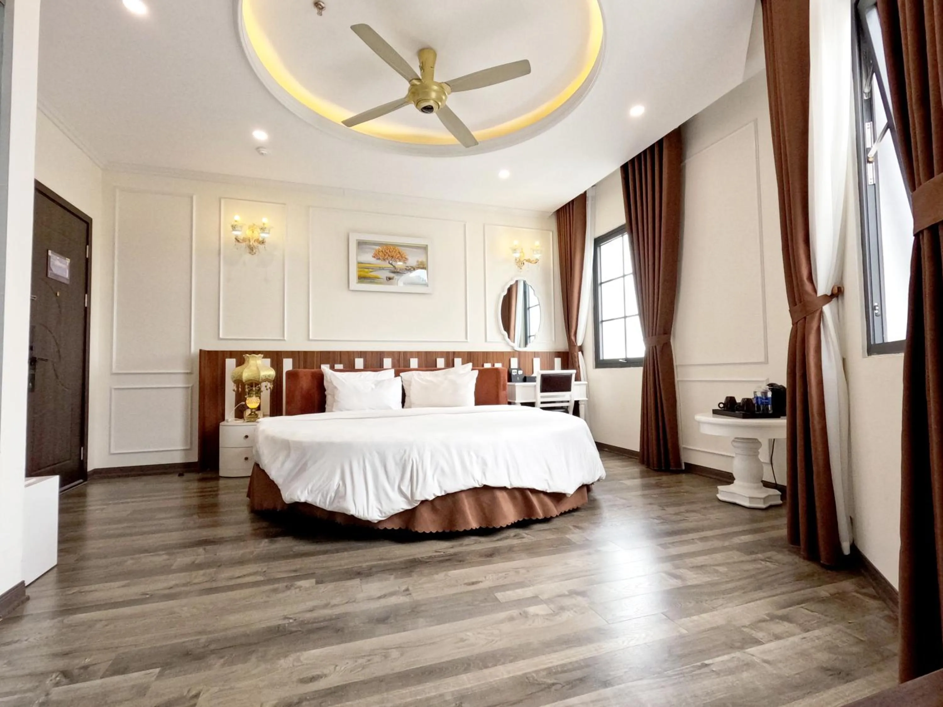 Bed in Halong Lavender Hotel