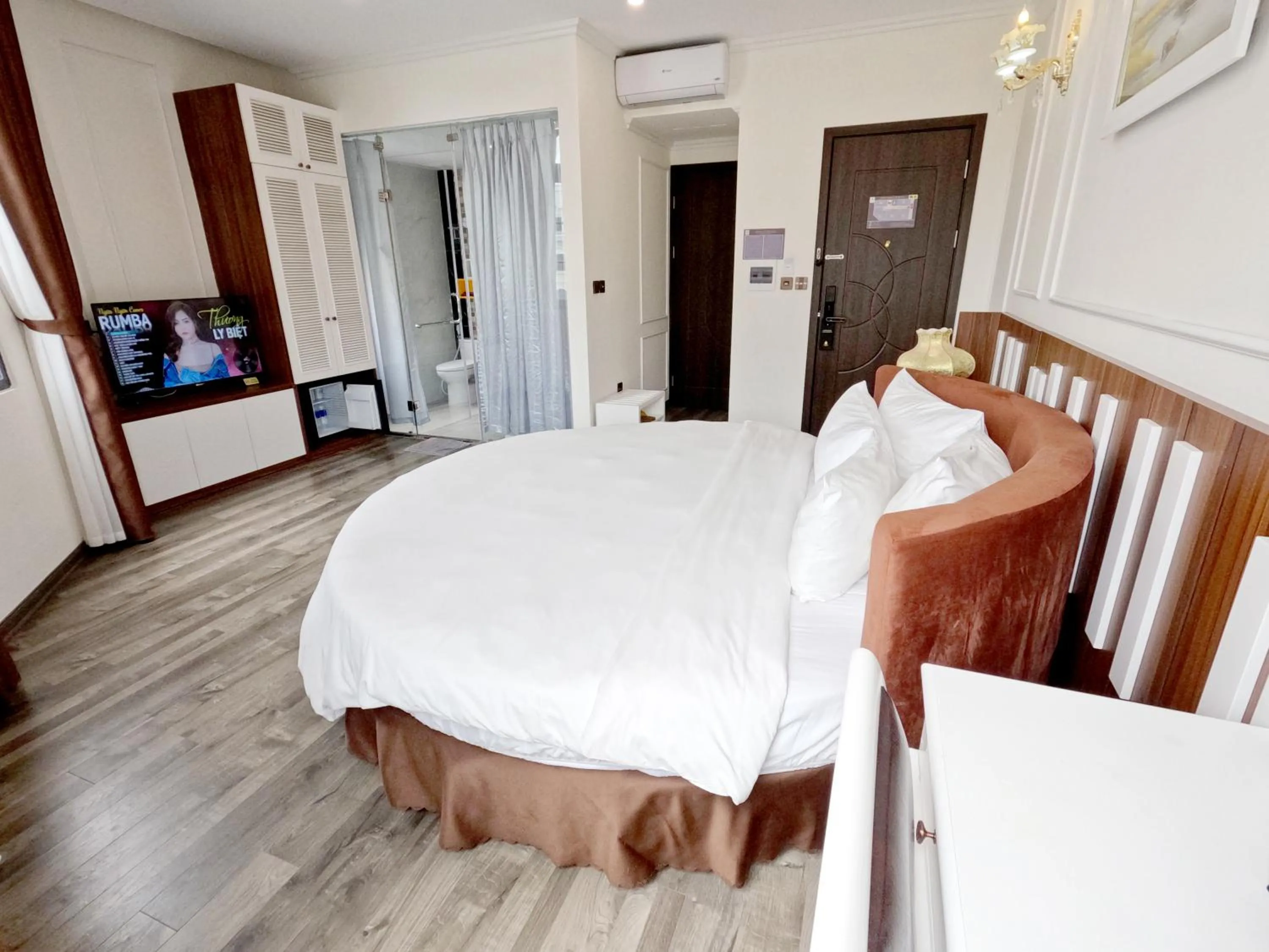 Bed in Halong Lavender Hotel