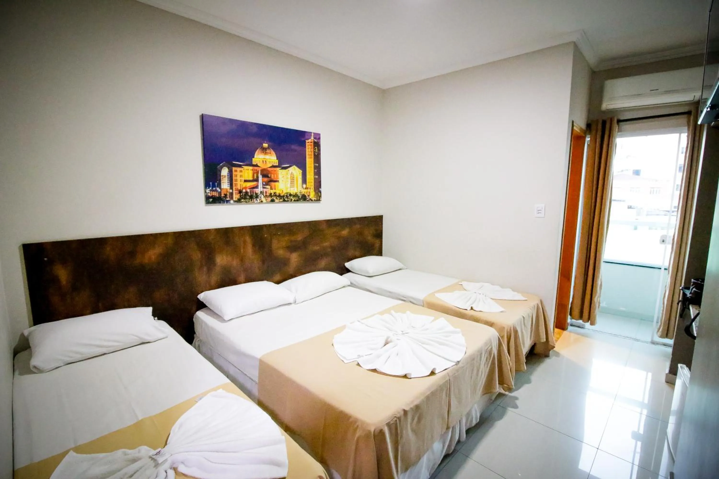 Bedroom, Bed in Hotel San Rafain