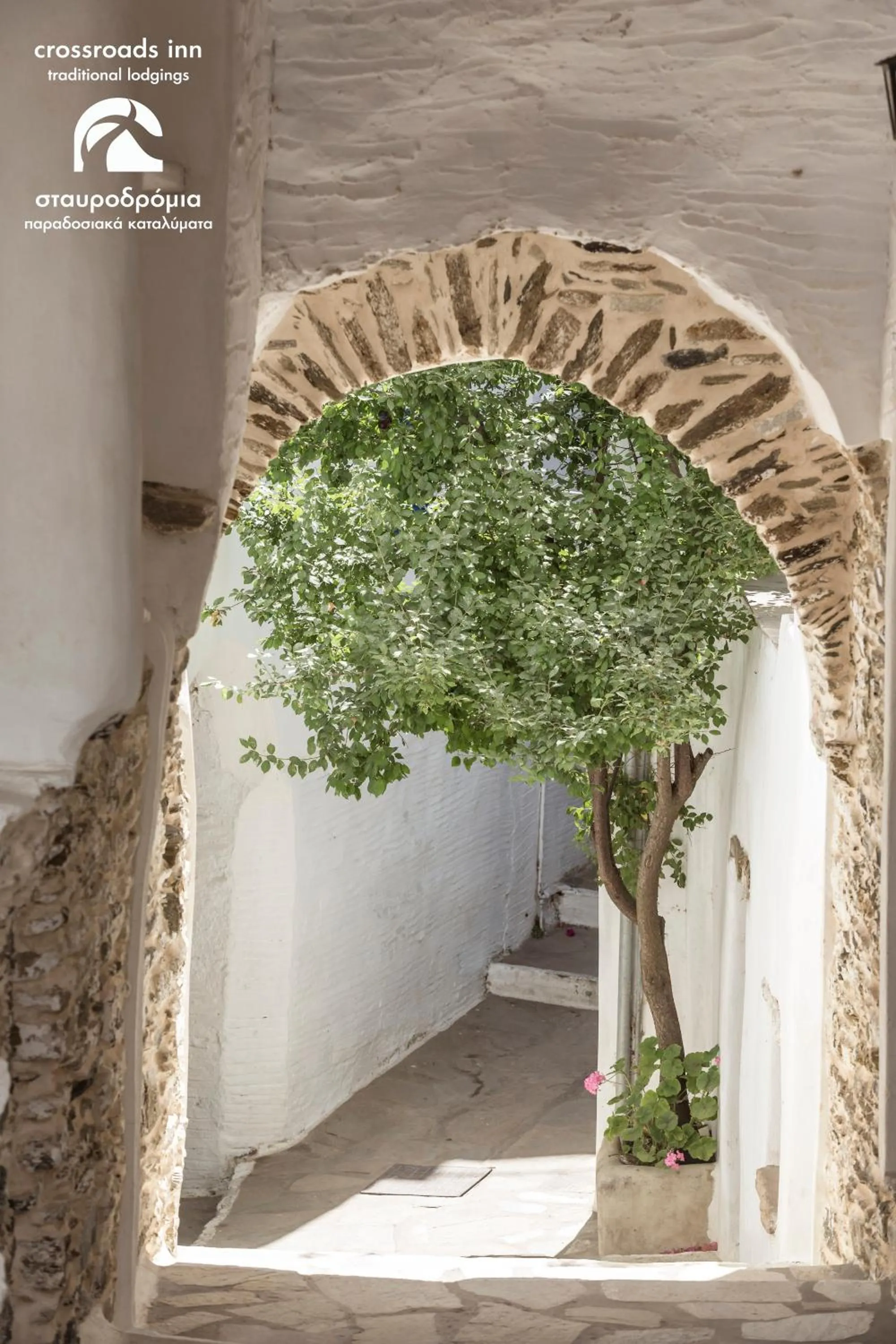 Street view in Crossroads Inn Traditional Lodging