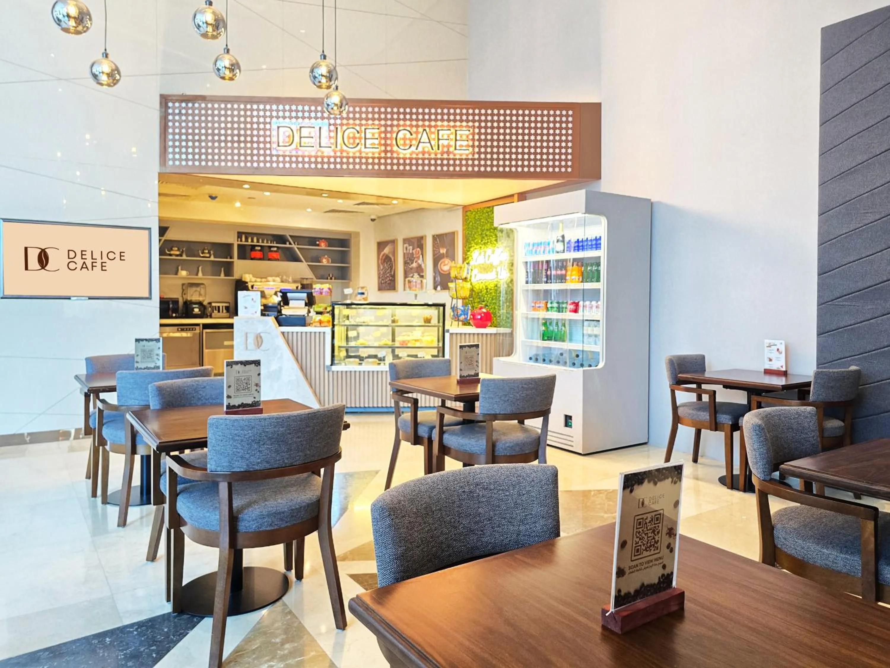 Restaurant/places to eat in Copthorne Hotel Dubai