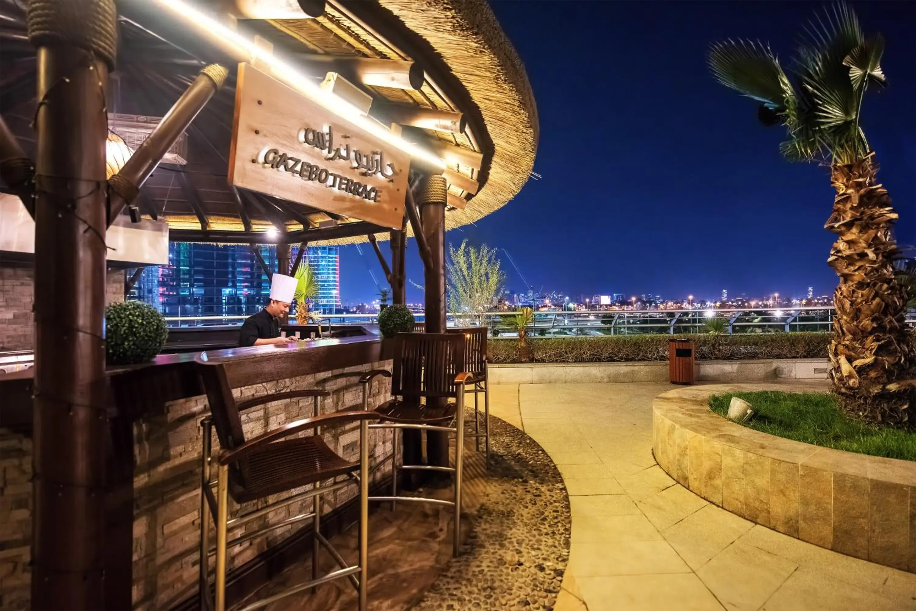 Restaurant/places to eat in Copthorne Hotel Dubai Restaurant/places to eat in Copthorne Hotel Dubai