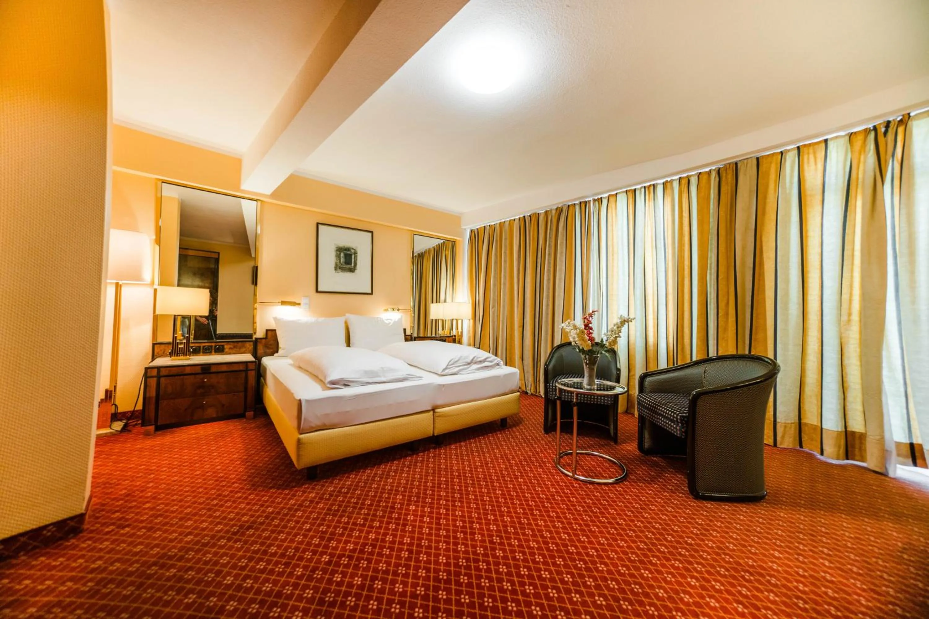 Bed in Hotel Rheinfels