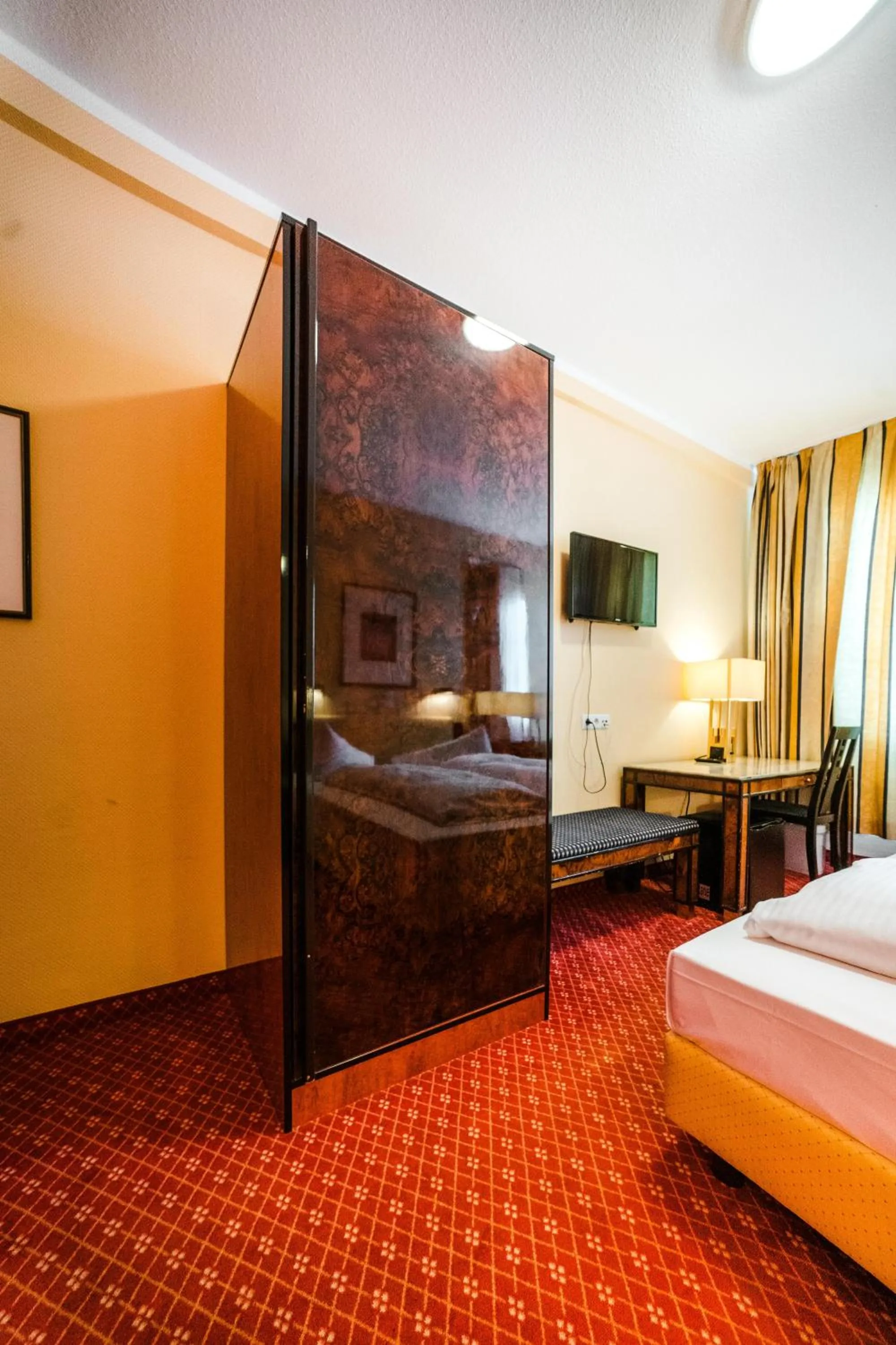 Photo of the whole room, Bed in Hotel Rheinfels