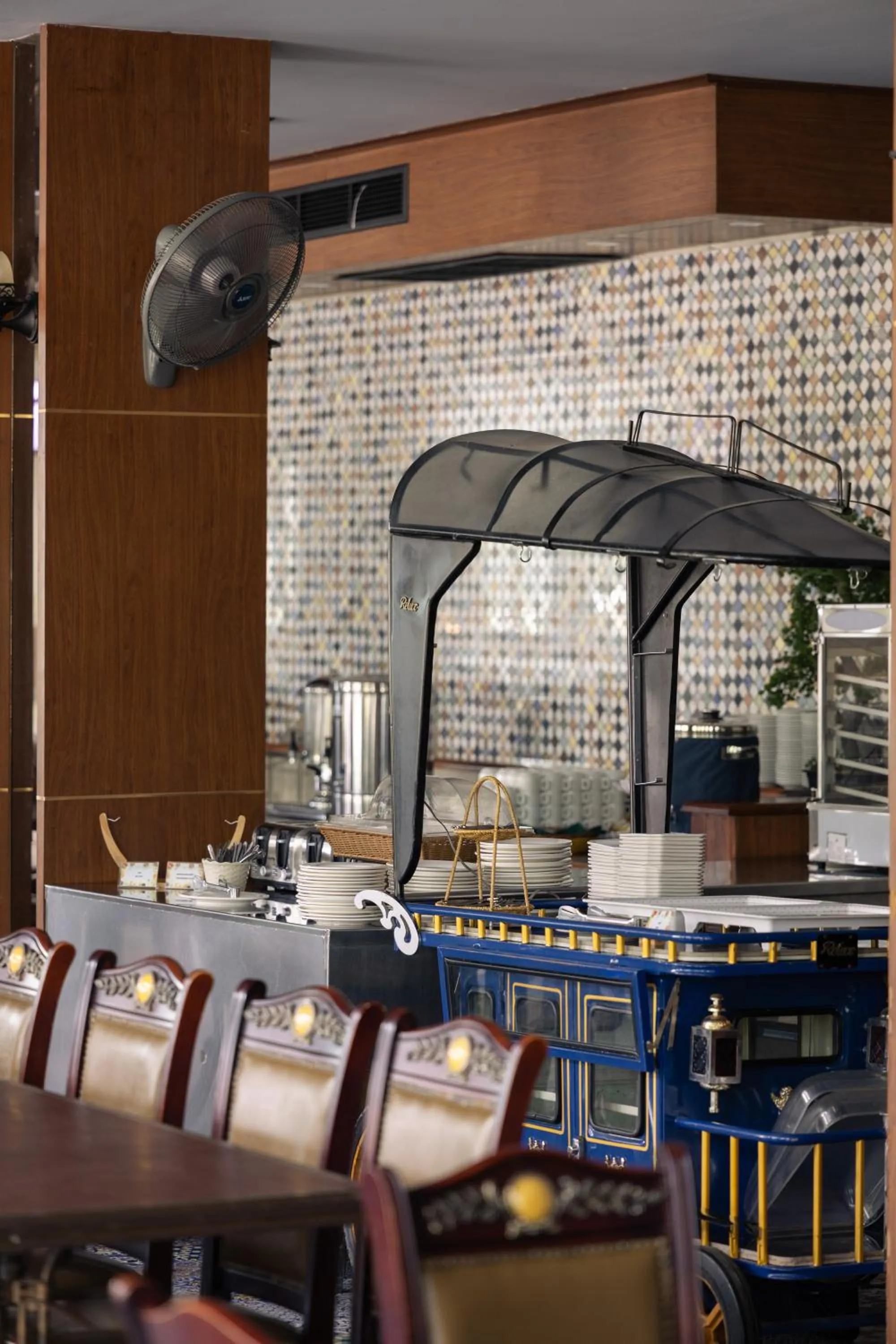 Dining area in Le Erawan Phang Nga Hotel