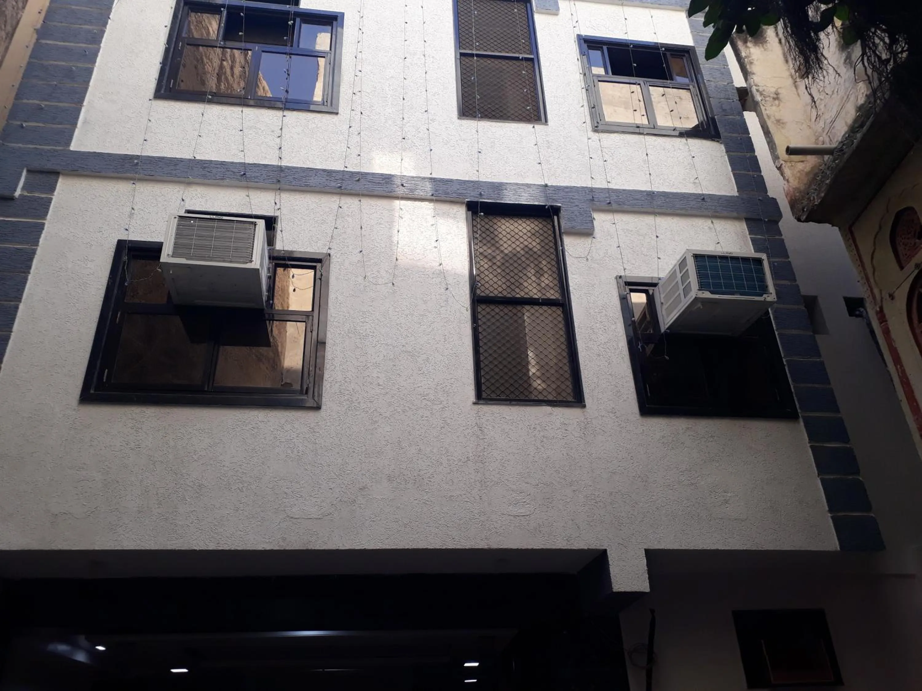 Hotel Chouhan Paradise