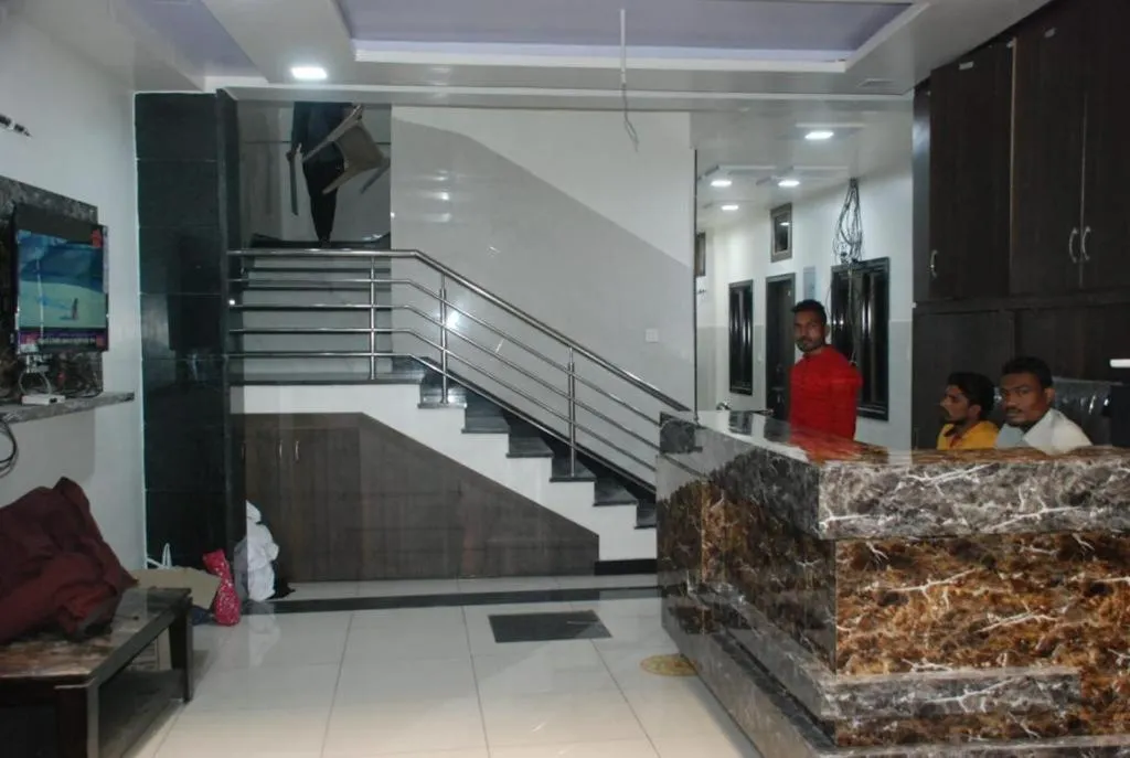 Hotel Chouhan Paradise