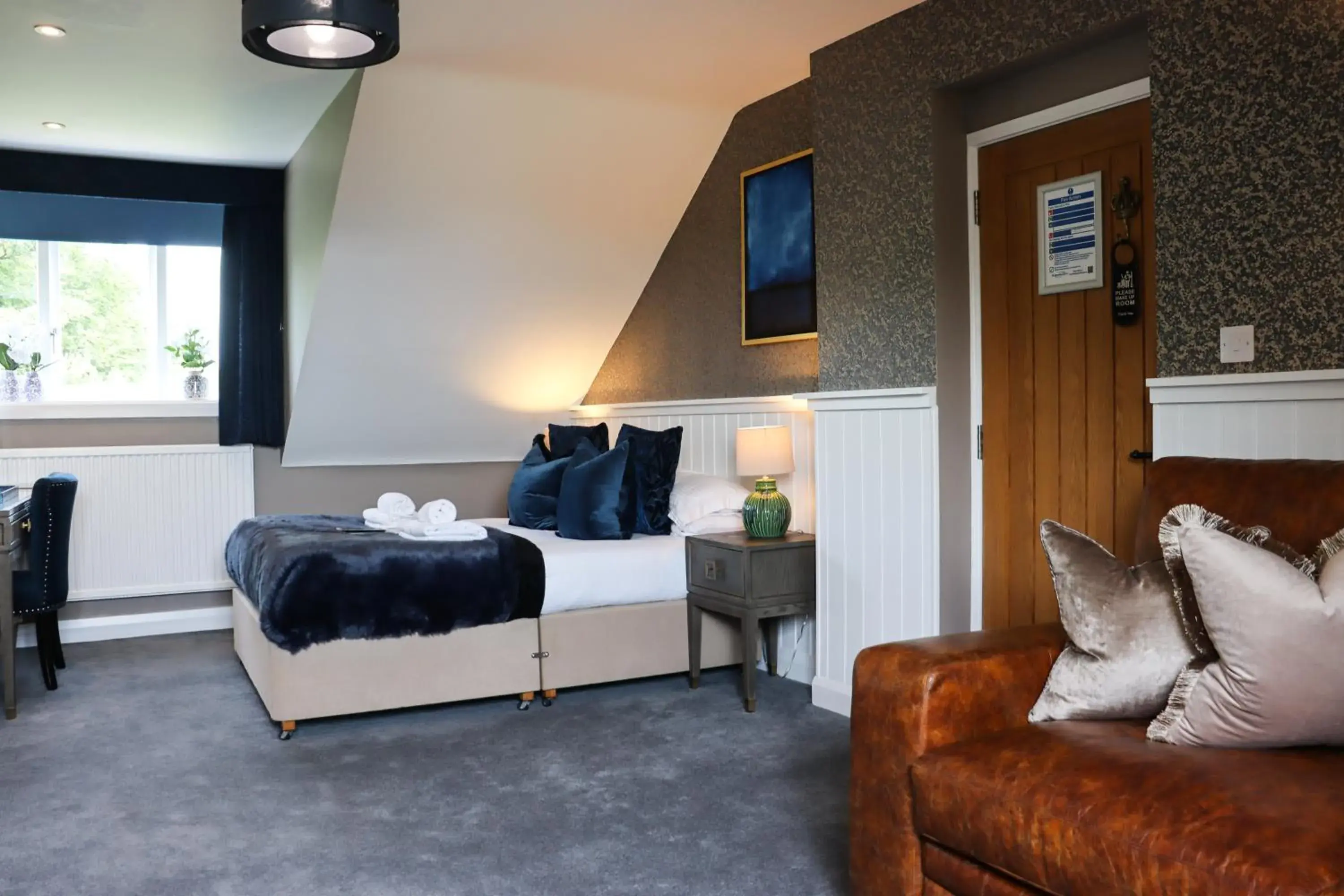 Bed in The Gateway Hotel Bed in The Gateway Hotel