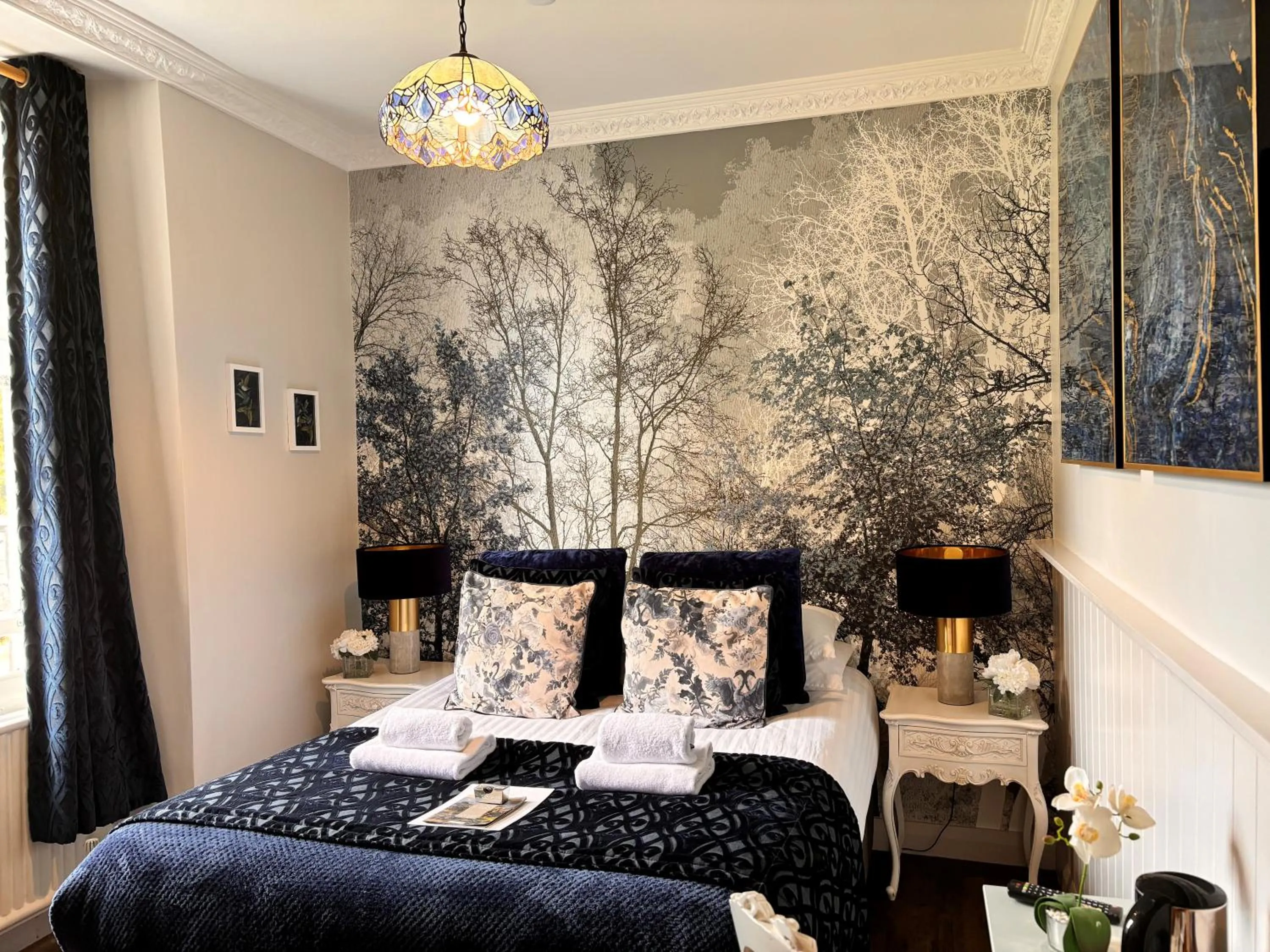 Bed in The Gateway Hotel