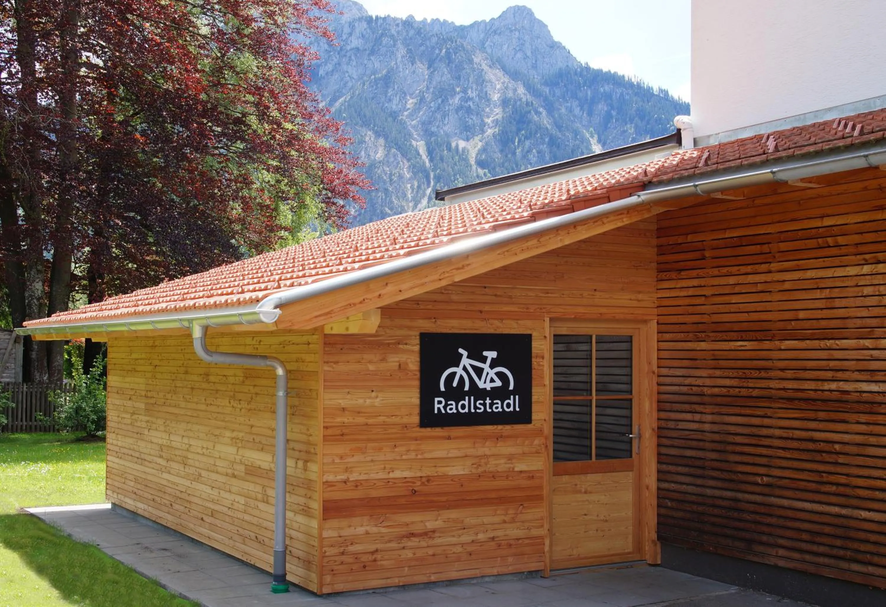 Parking in Hotel Waldmann