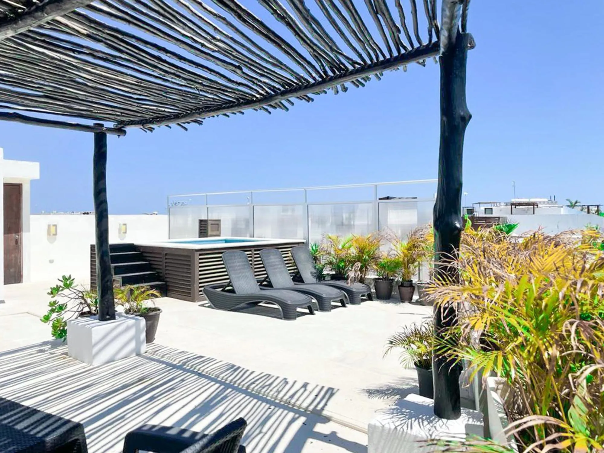 Balcony/Terrace in Cave Apartments Mexico 2