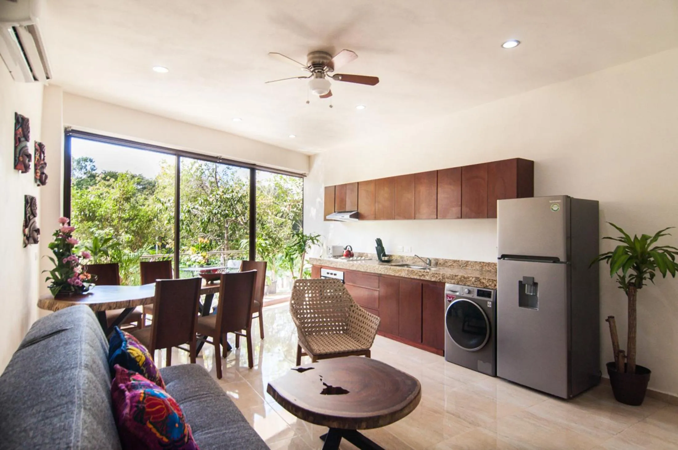 Balcony/Terrace in Cave Apartments Mexico 2
