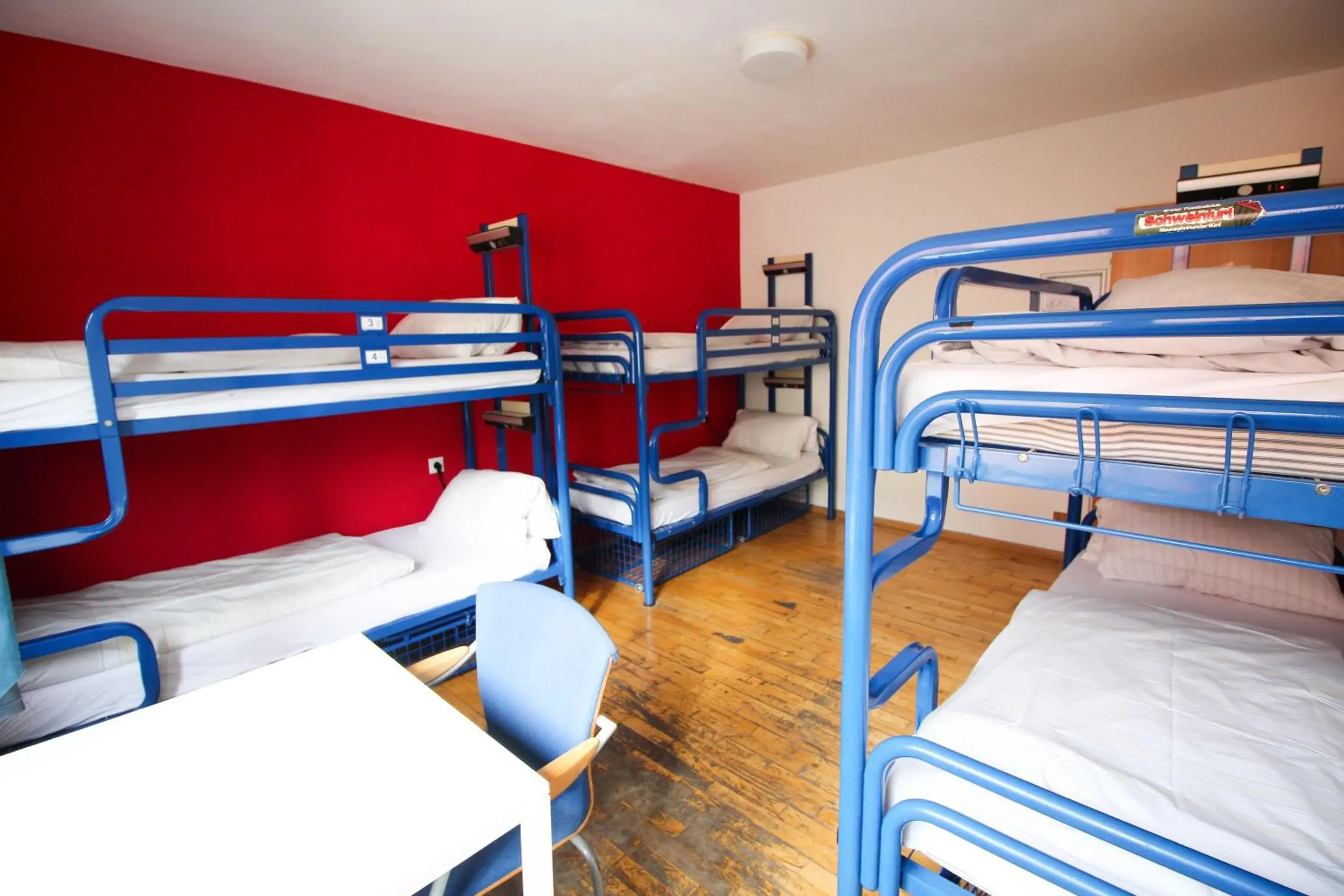 5-Bed Room in THE 4YOU Hostel & Hotel Munich 5-Bed Room in THE 4YOU Hostel & Hotel Munich