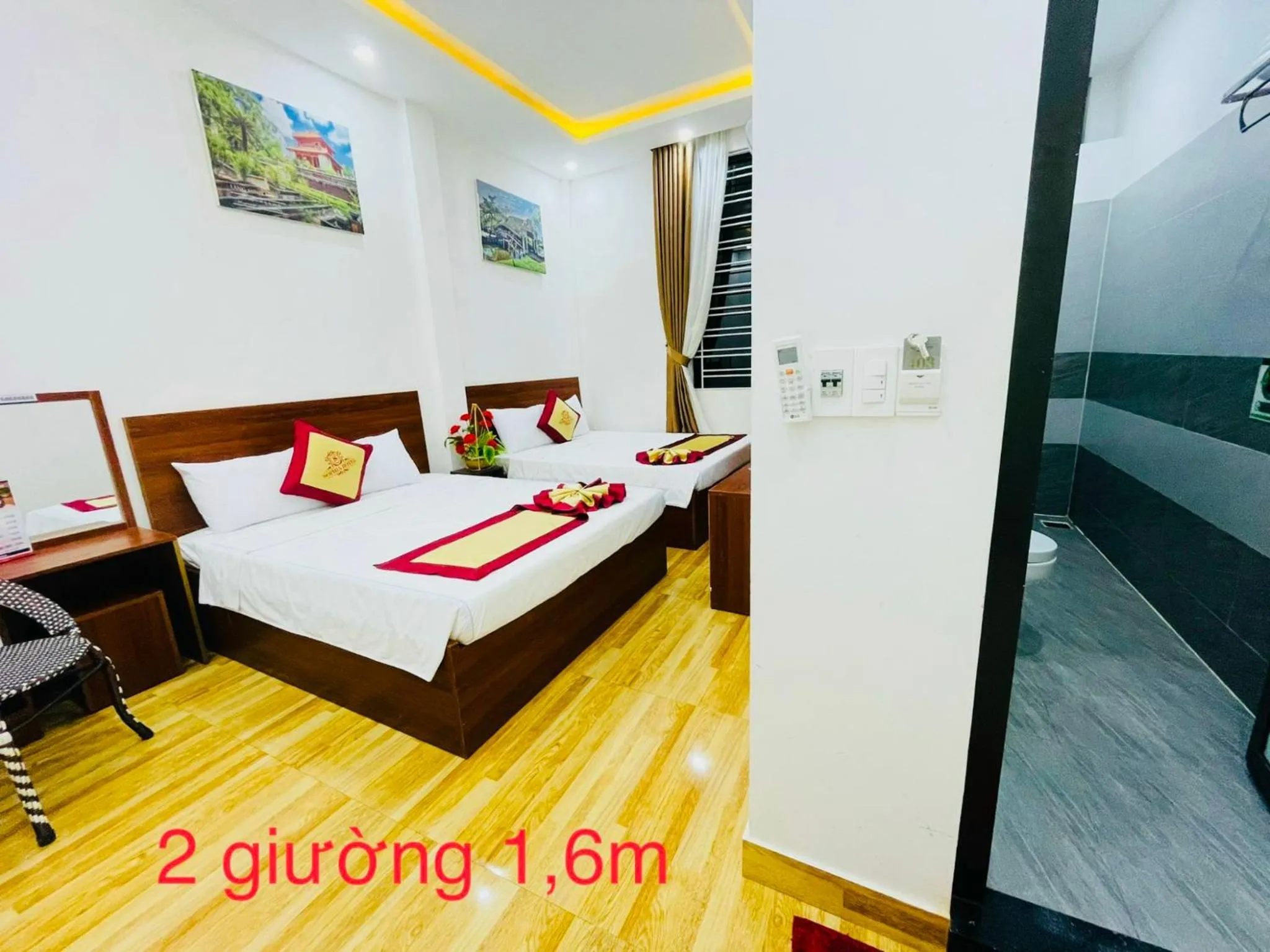 Bed in Sapphire HOTEL HUE