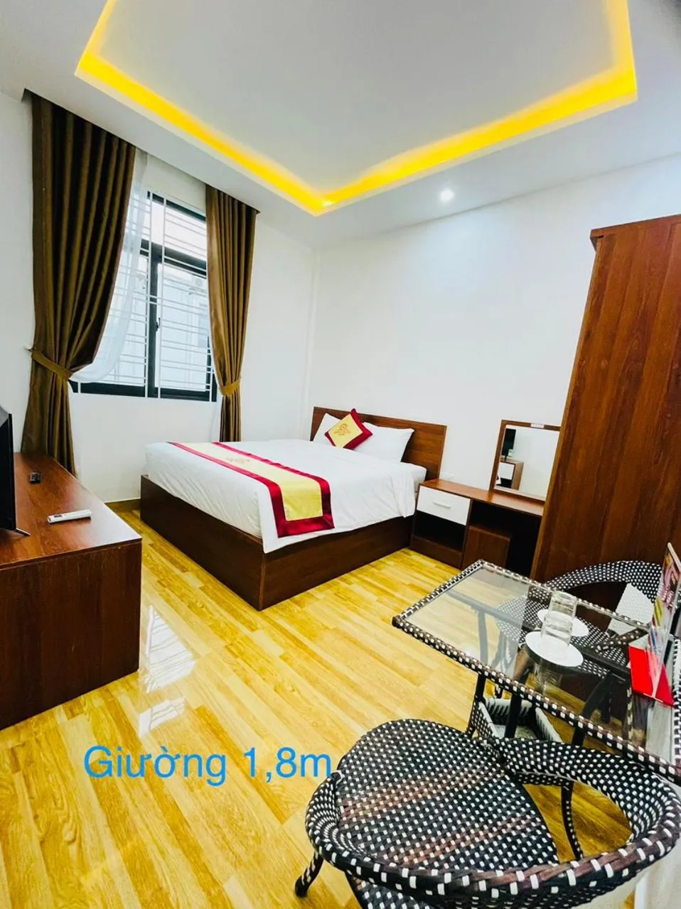 Bed in Sapphire HOTEL HUE