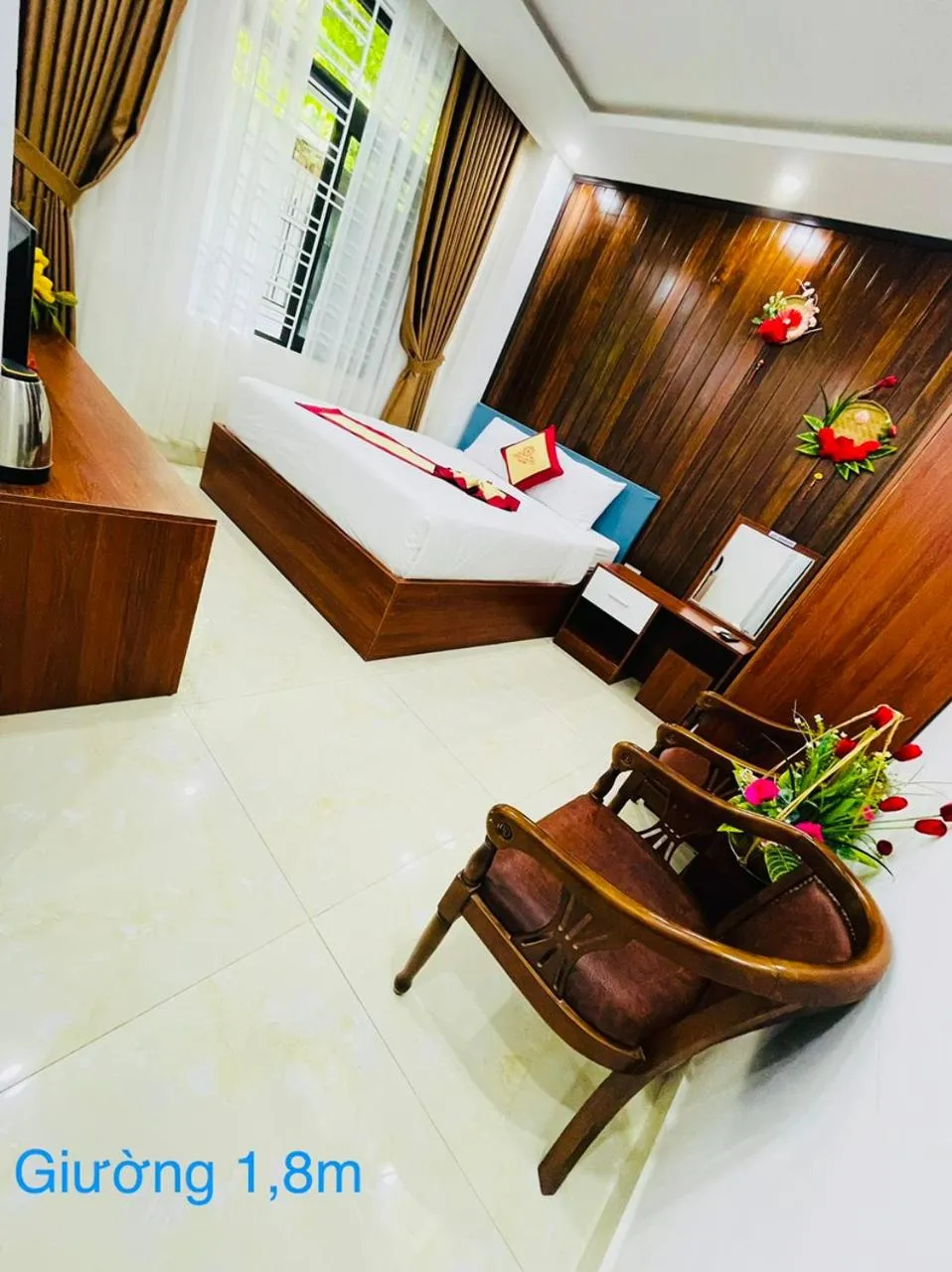 Bed in Sapphire HOTEL HUE