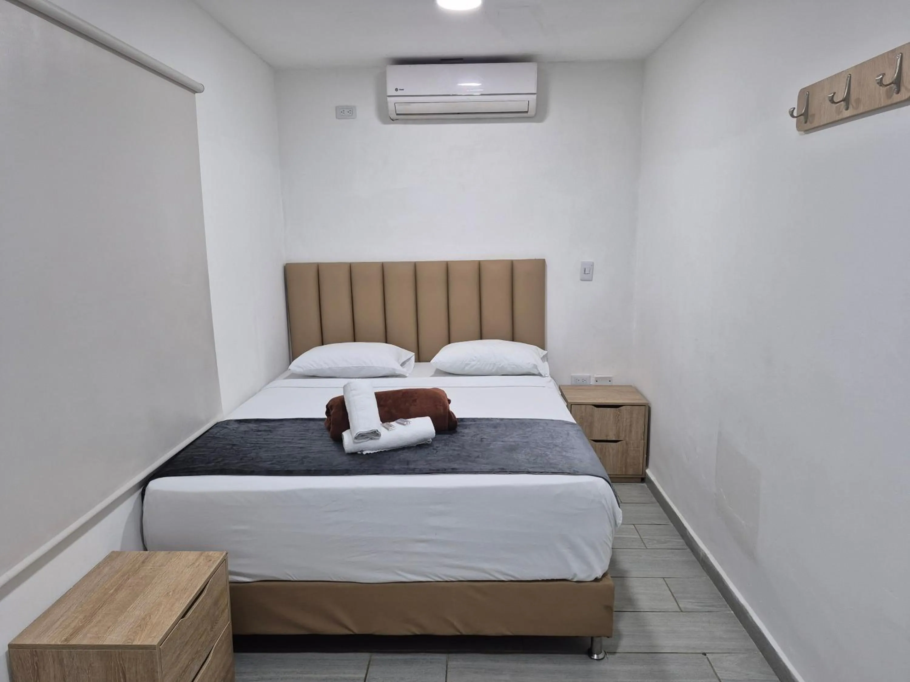 Bedroom, Bed in Hotel Brisas MEDELLIN