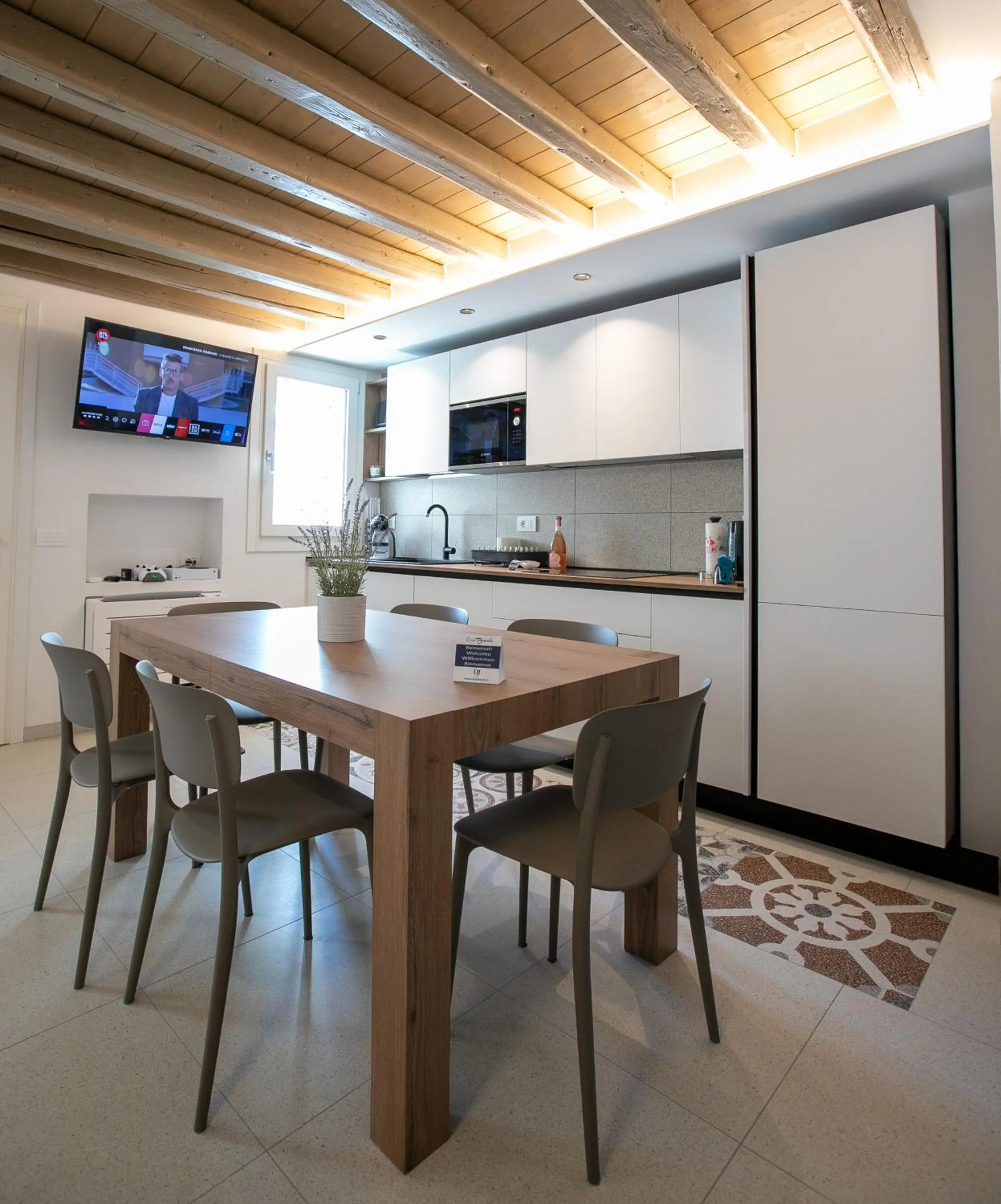 Kitchen or kitchenette in Casa Boscolo Family - Luxury House